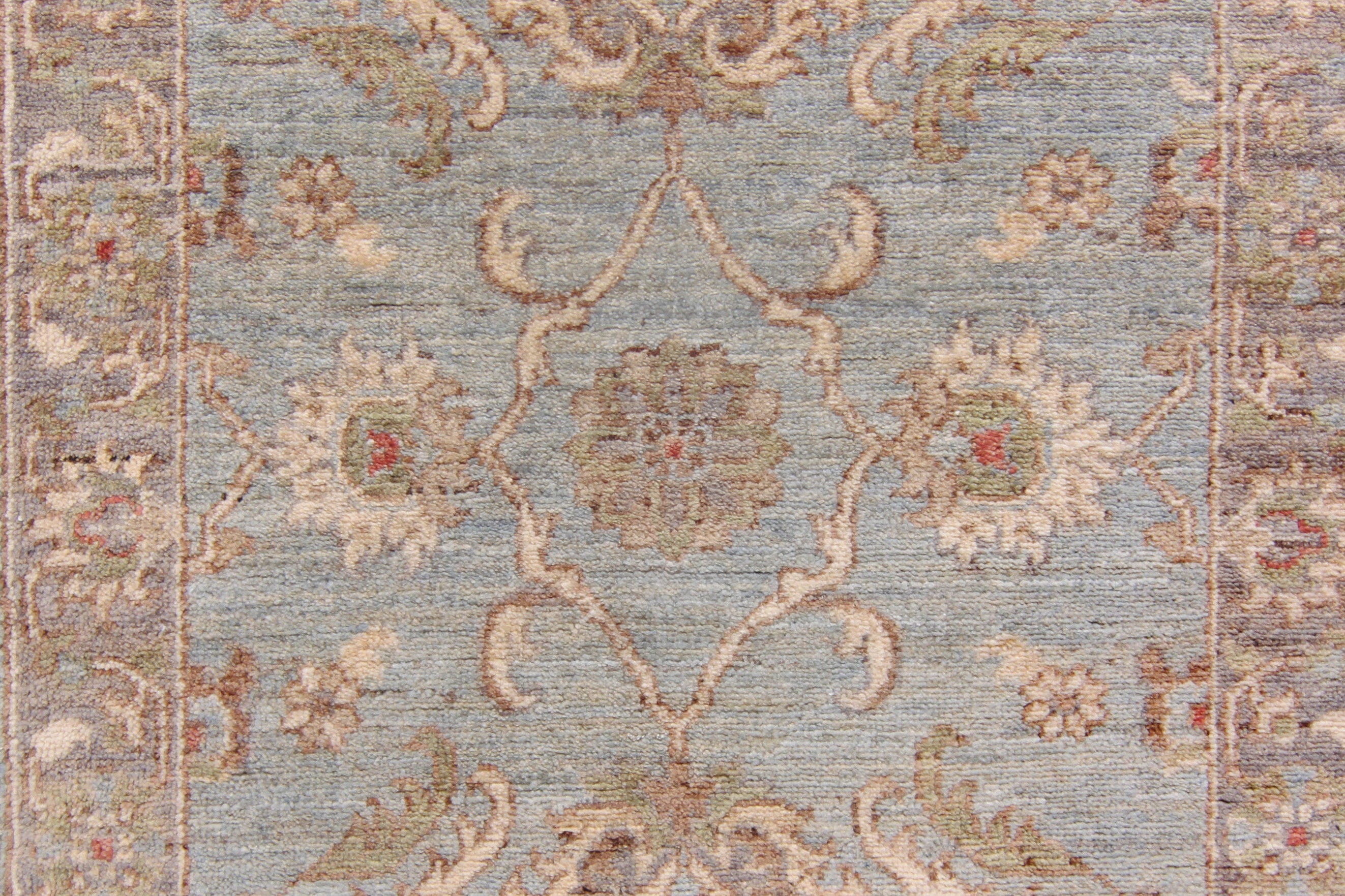 400 × 300 cm (13' × 10')