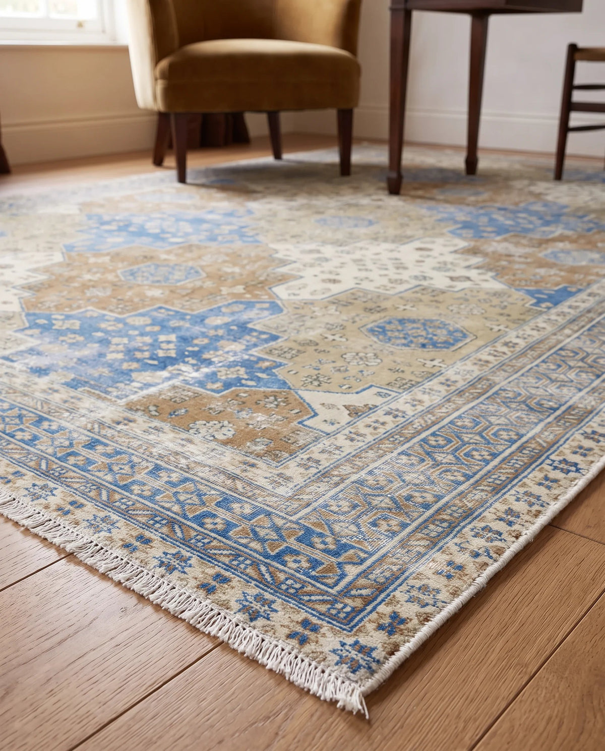 Vintage Turkish Anatolian Rug