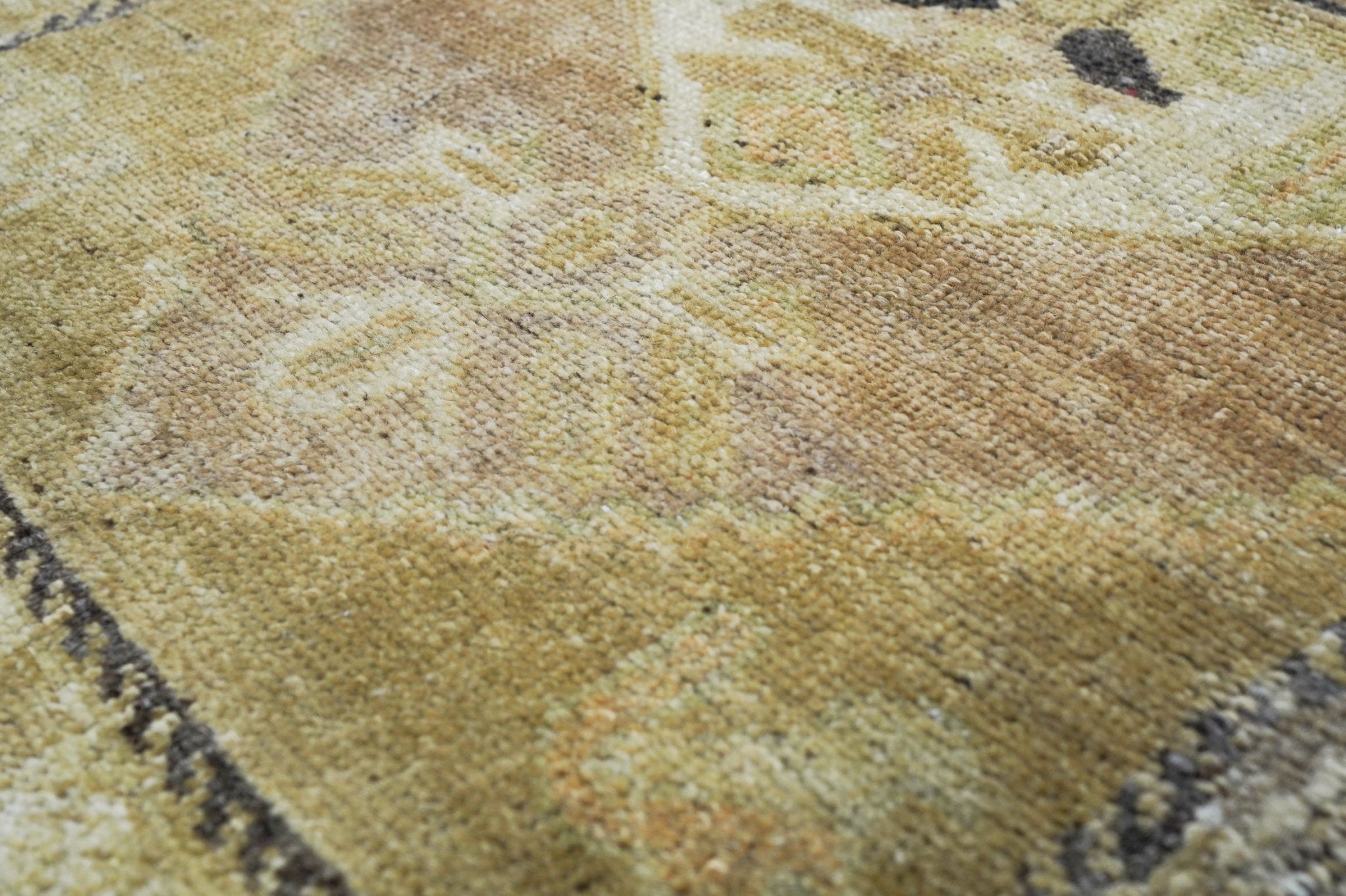 Handmade Mini Vintage Turkish Uşak Rug | 102 x 55 cm | 3'3" x 1'8" - Najaf Rugs