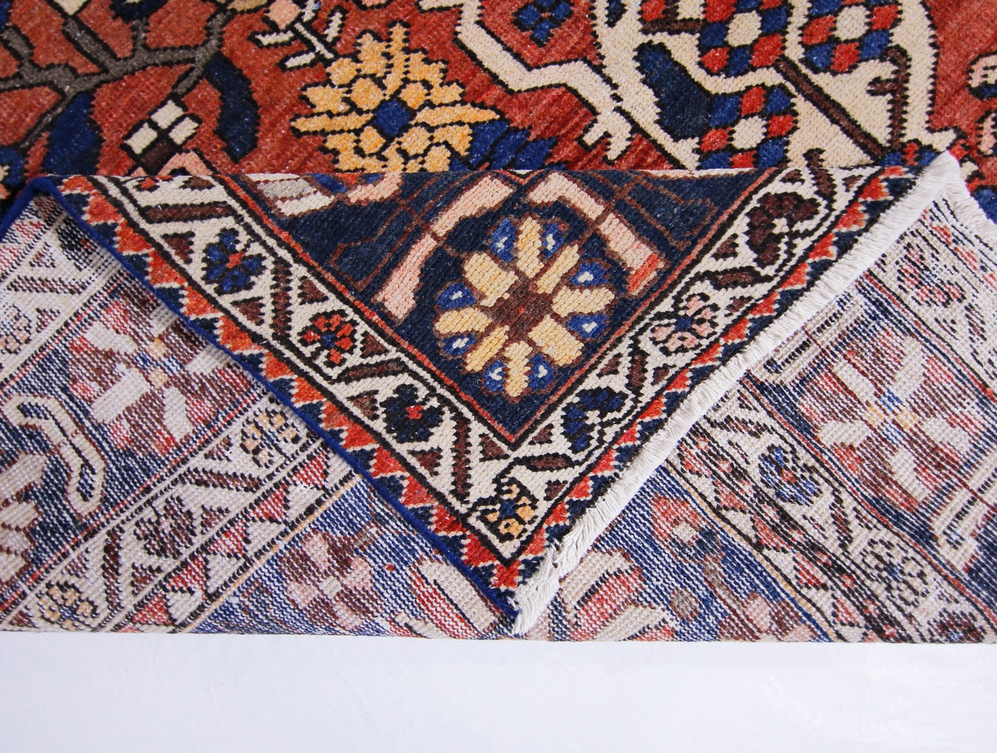 Handmade Vintage Persian Bakhtiar Rug | 319 x 206 cm | 10'6" x 6'9" - Najaf Rugs & Textile
