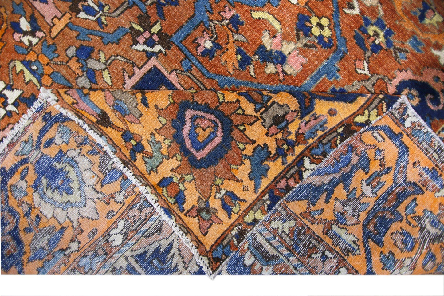 Handmade Vintage Persian Bakhtiar Rug | 456 x 347 cm | 15' x 11'4" - Najaf Rugs & Textile