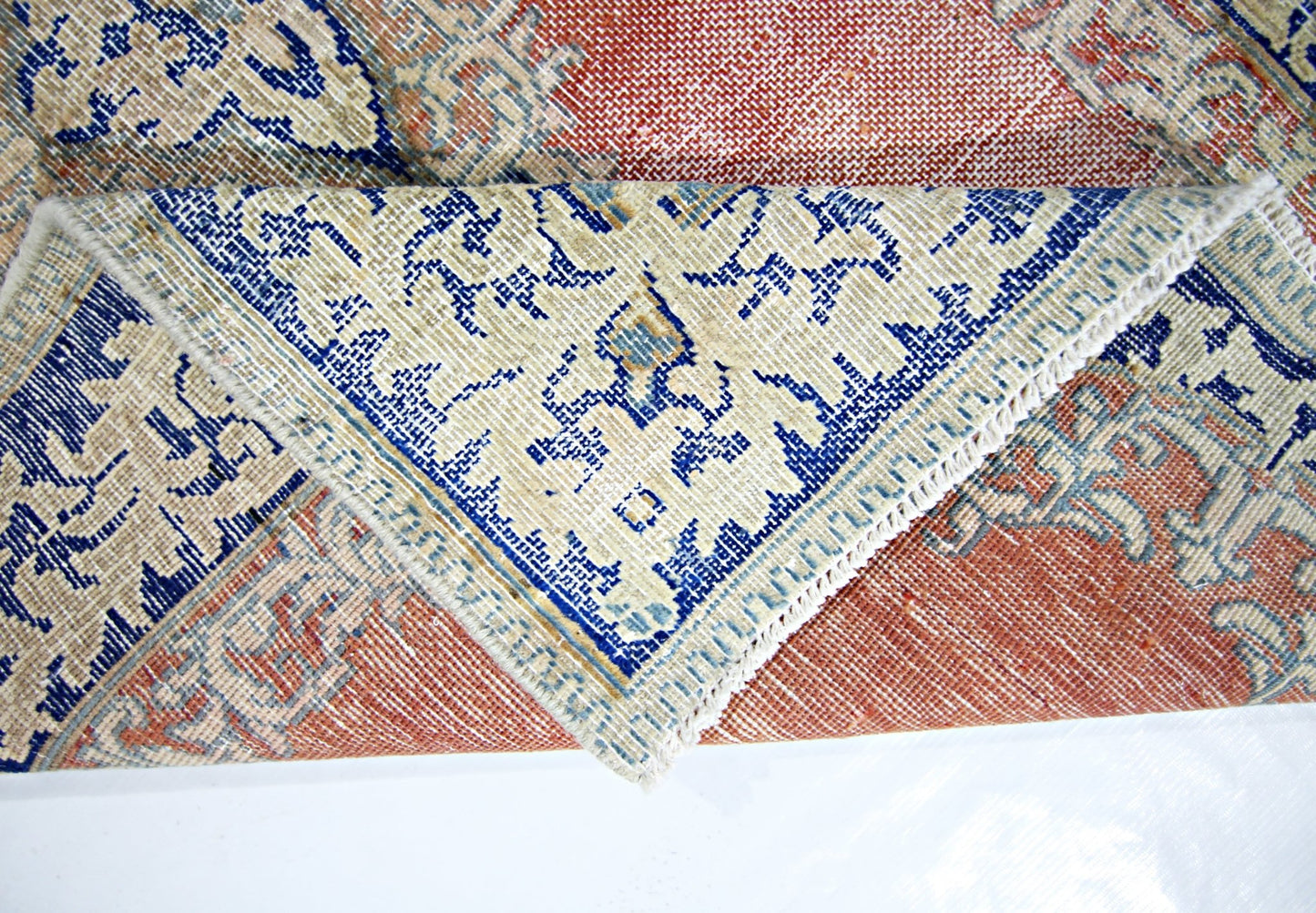 Handmade Vintage Persian Kerman Rug | 140 x 89 cm | 4'7" x 2'11" - Najaf Rugs & Textile