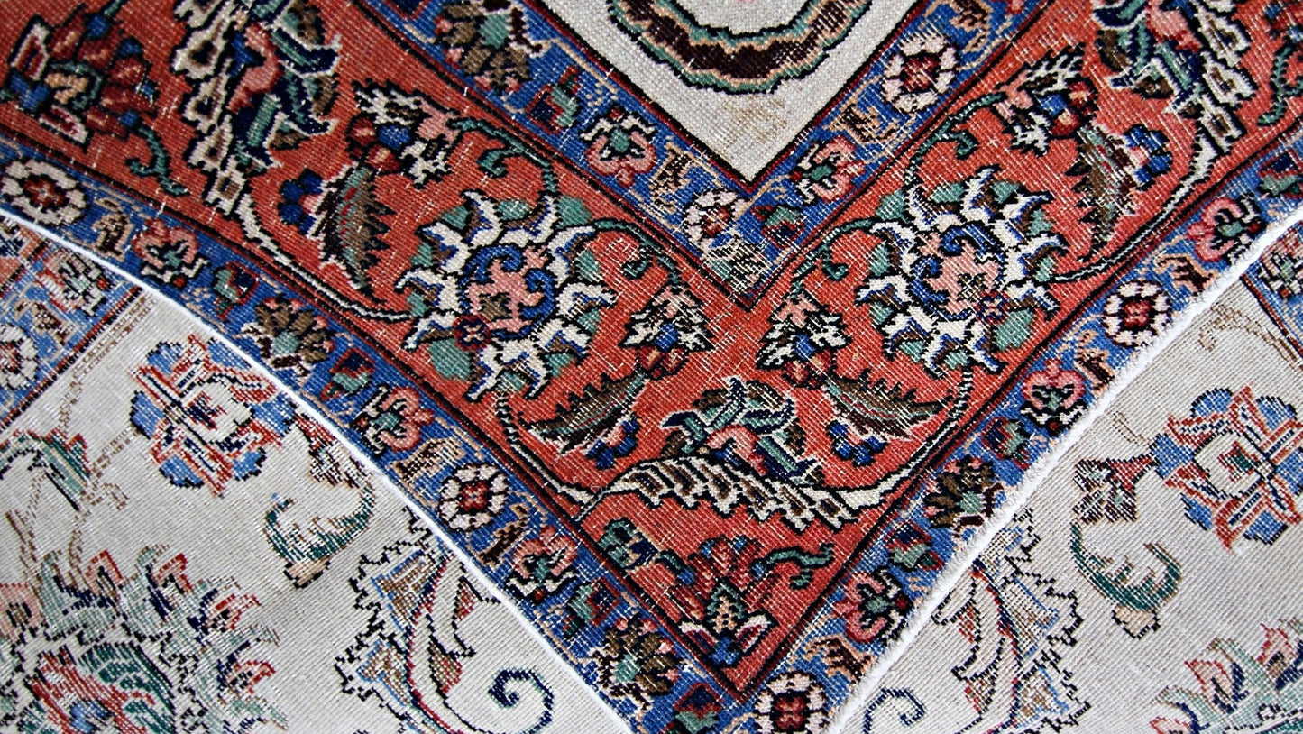 Handmade Vintage Persian Tabriz Rug | 318 x 226 cm | 10'5" x 7'5" - Najaf Rugs & Textile
