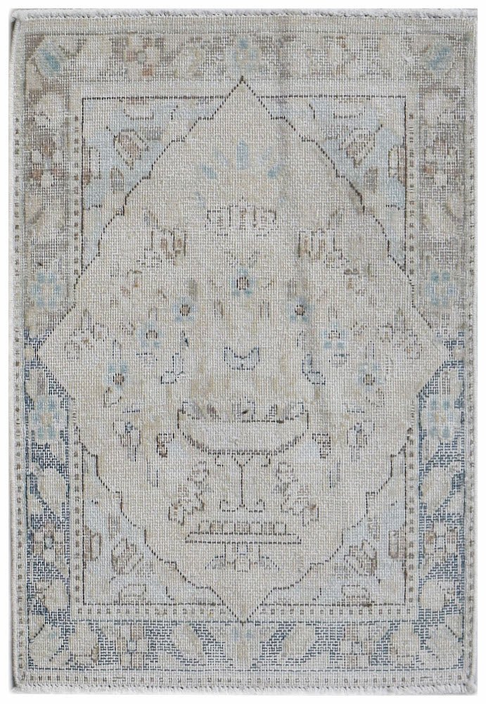 Handmade Mini Vintage Persian Kerman Rug | 67 x 45 cm | 2'3" x 1'6" - Najaf Rugs & Textile
