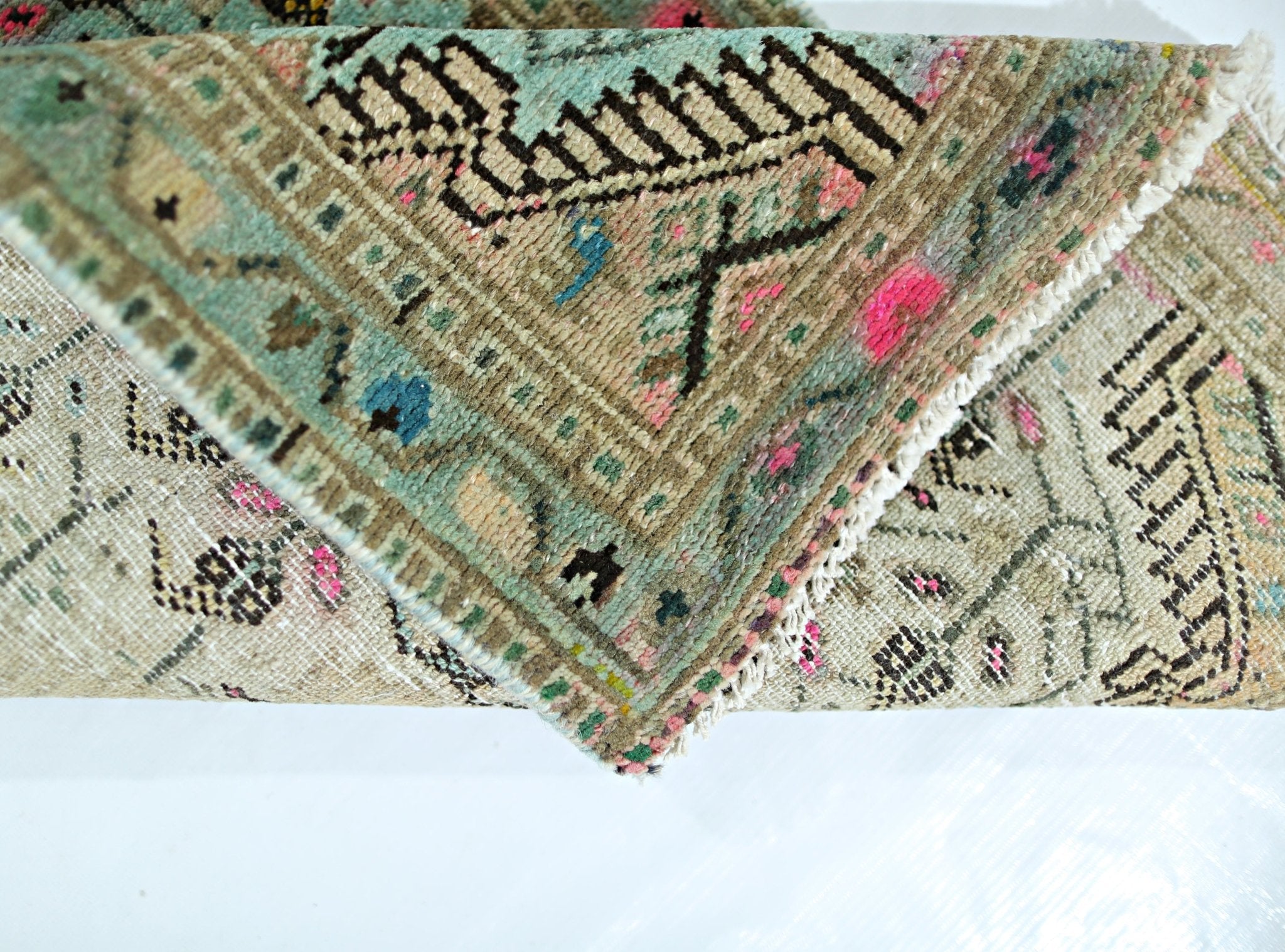Handmade Mini Vintage Persian Rug | 88 x 54 cm | 2'10" x 1'9" - Najaf Rugs & Textile