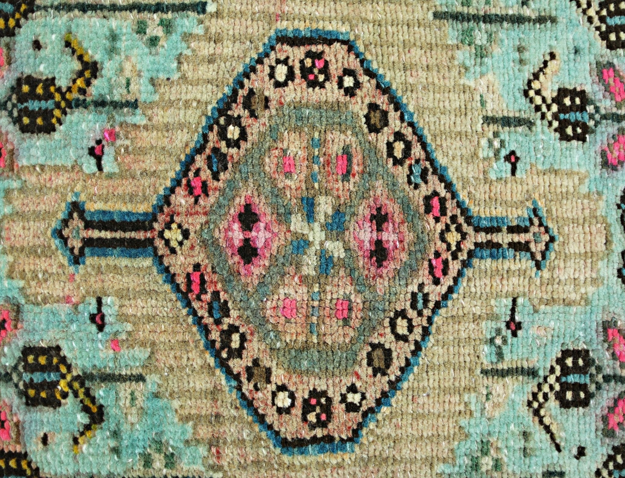 Handmade Mini Vintage Persian Rug | 88 x 54 cm | 2'10" x 1'9" - Najaf Rugs & Textile