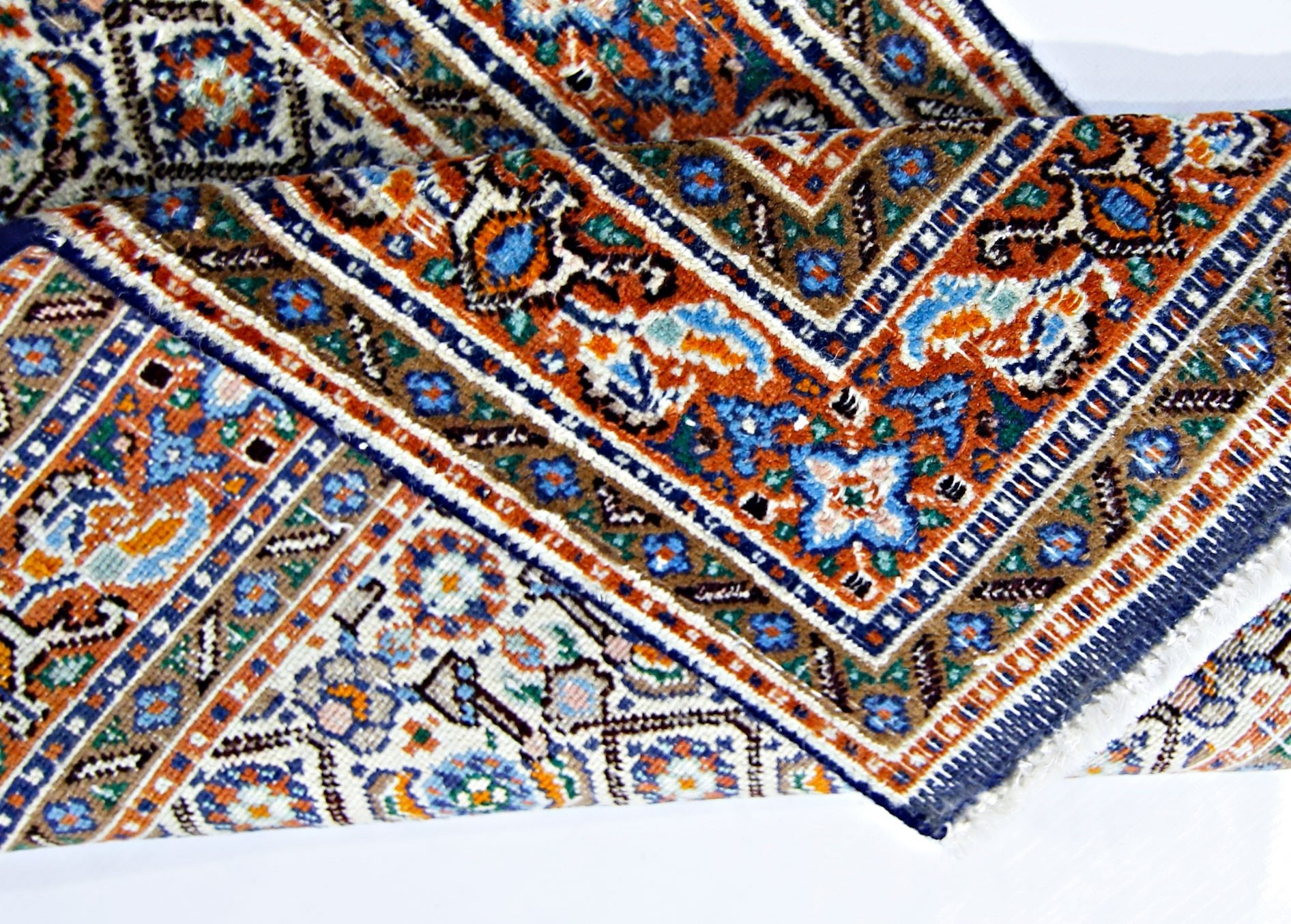 Handmade Mini Vintage Persian Rug | 97 x 51 cm | 3'2" x 1'8" - Najaf Rugs & Textile