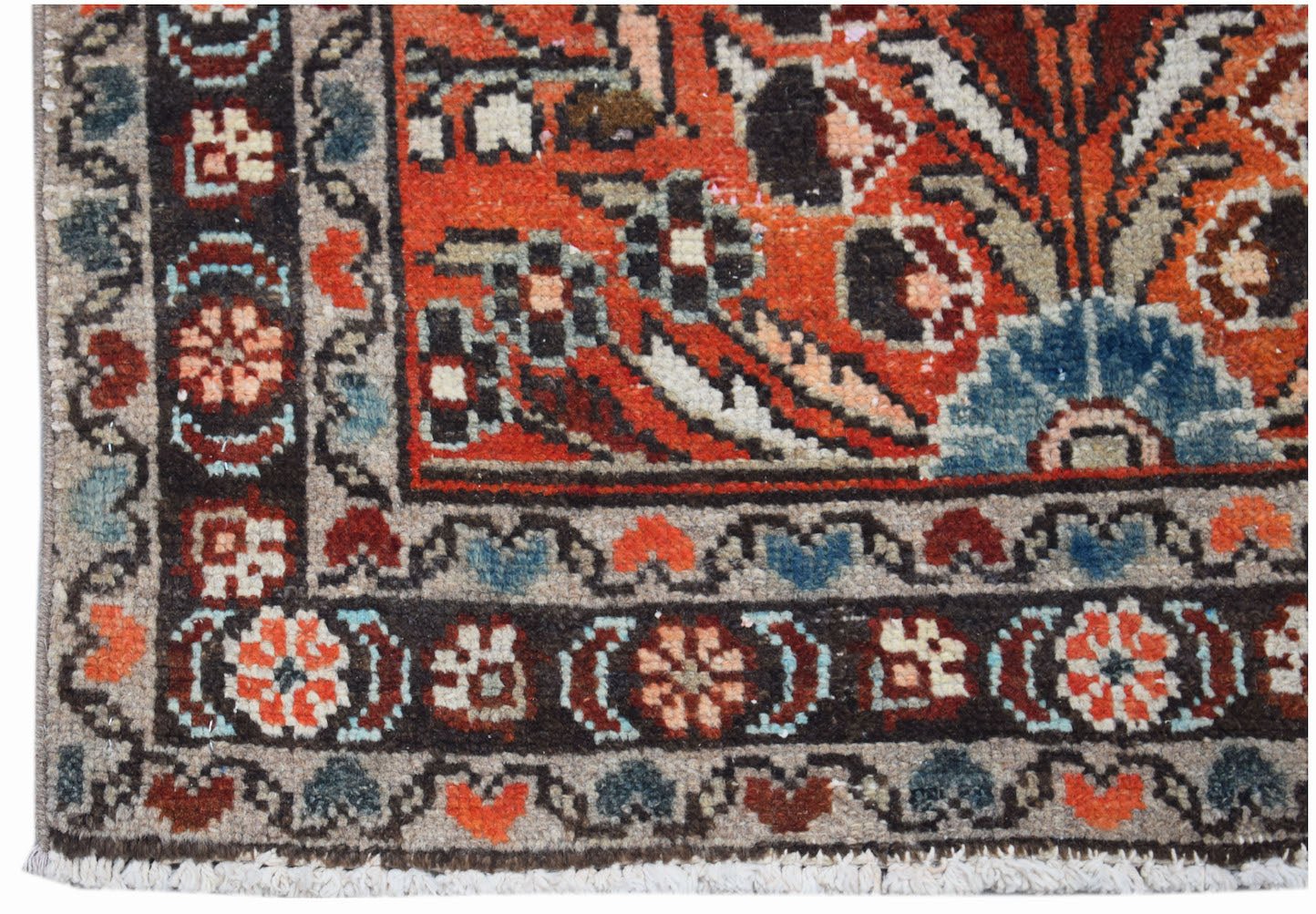 Handmade Mini Vintage Persian Sarouk Rug | 133 x 75 cm | 4'4" x 2'5" - Najaf Rugs & Textile