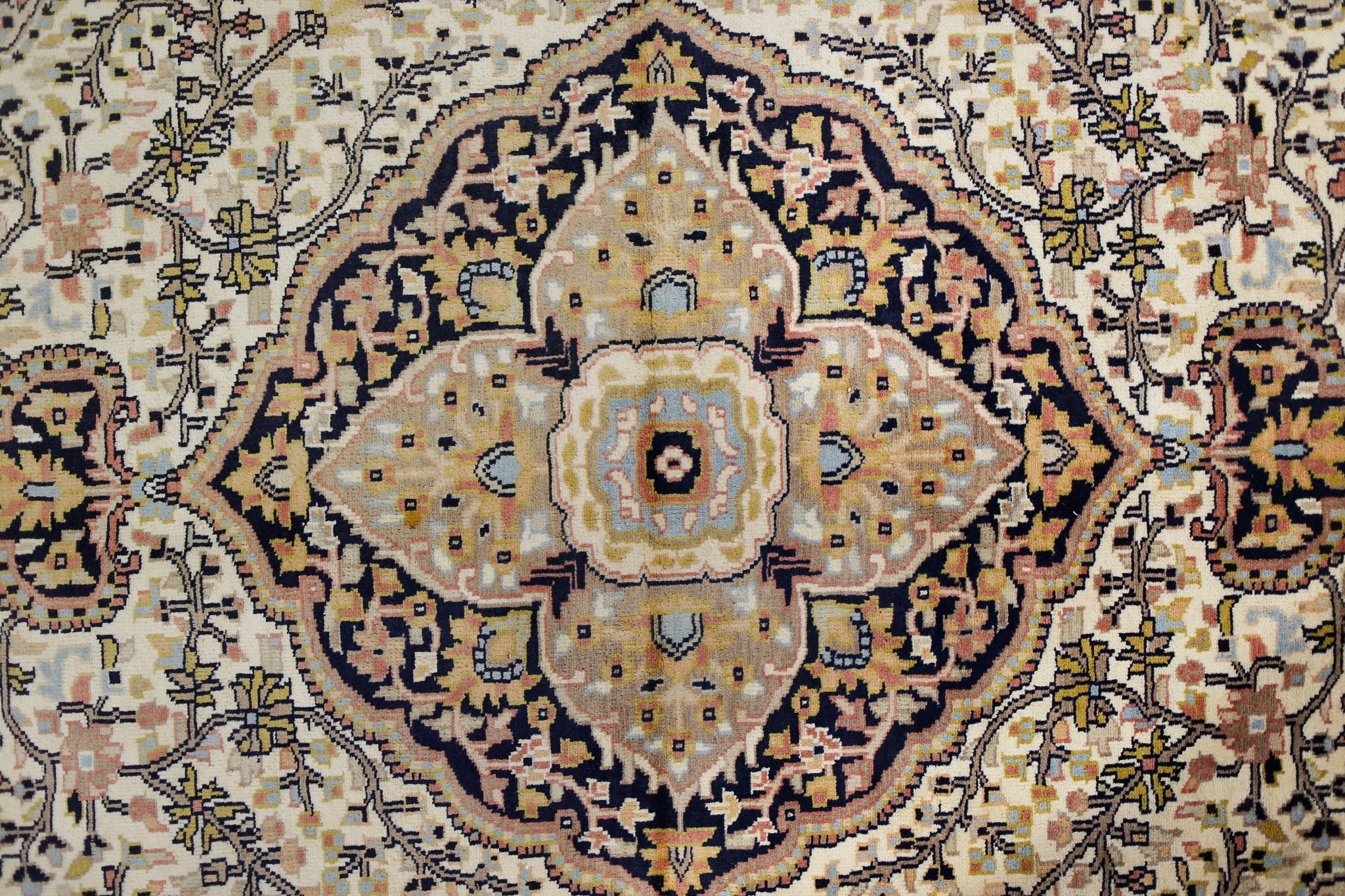 Handmade Traditional Pakistani Rug | 185 x 118 cm | 6'1" x 3'10" - Najaf Rugs & Textile