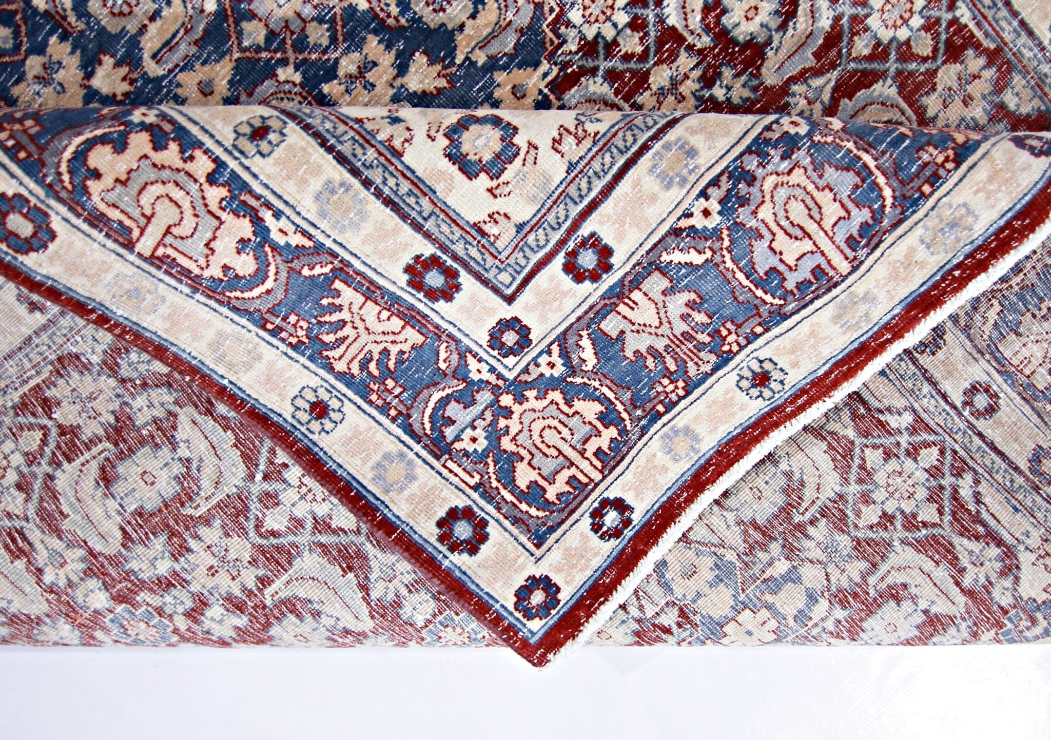 Handmade Traditional Pakistani Rug | 191 x 132 cm | 6'3" x 4'4" - Najaf Rugs & Textile