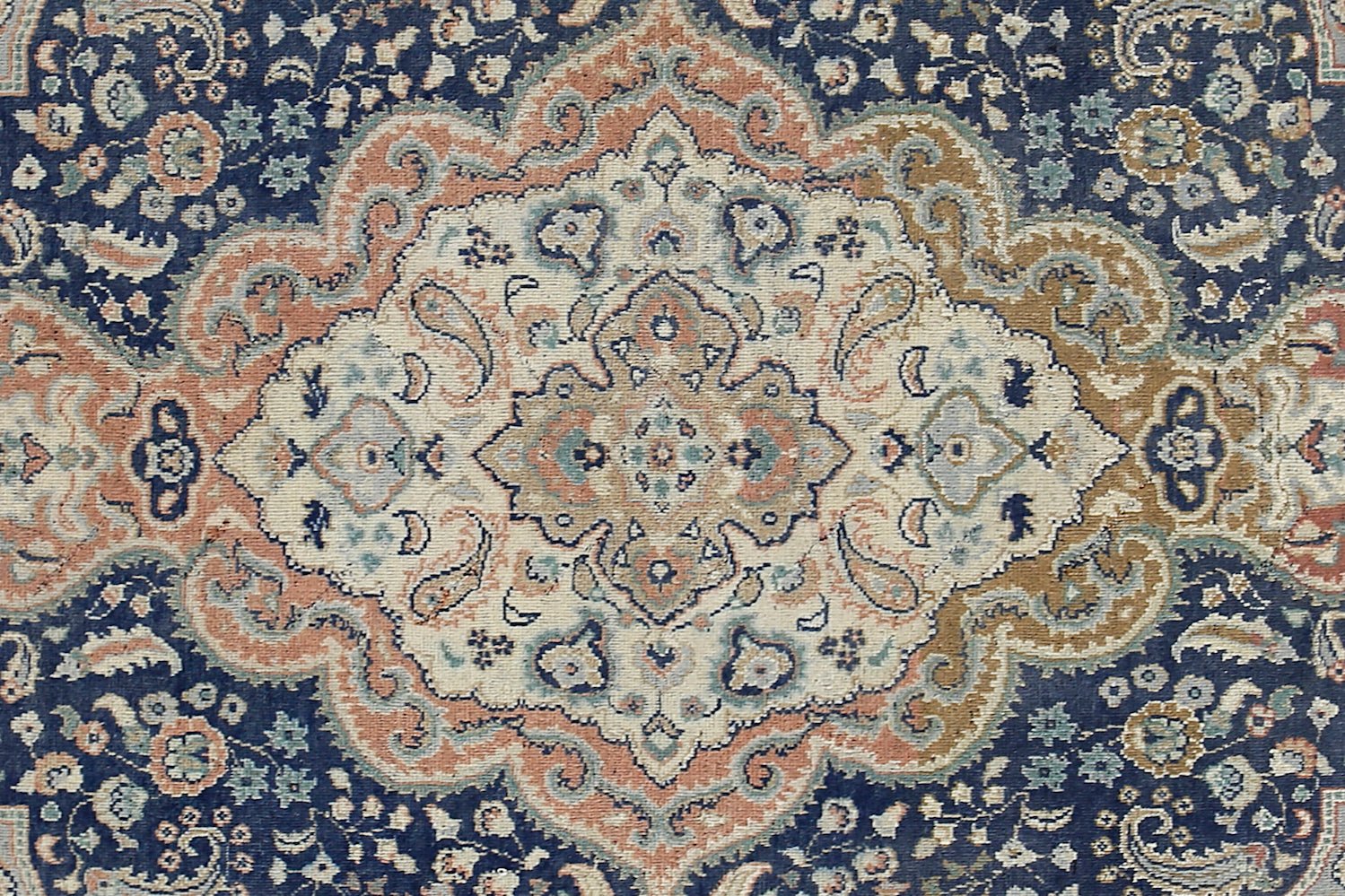 Handmade Traditional Pakistani Rug | 195 x 149 cm | 6'5" x 4'11" - Najaf Rugs & Textile