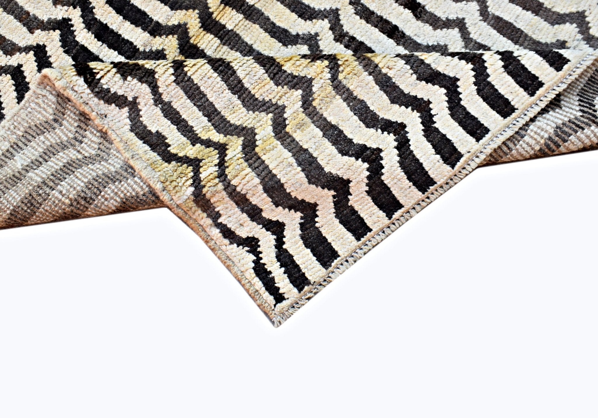 Handmade Tribal Afghan Berber Rug | 145 x 93 cm | 4'10" x 3' - Najaf Rugs & Textile