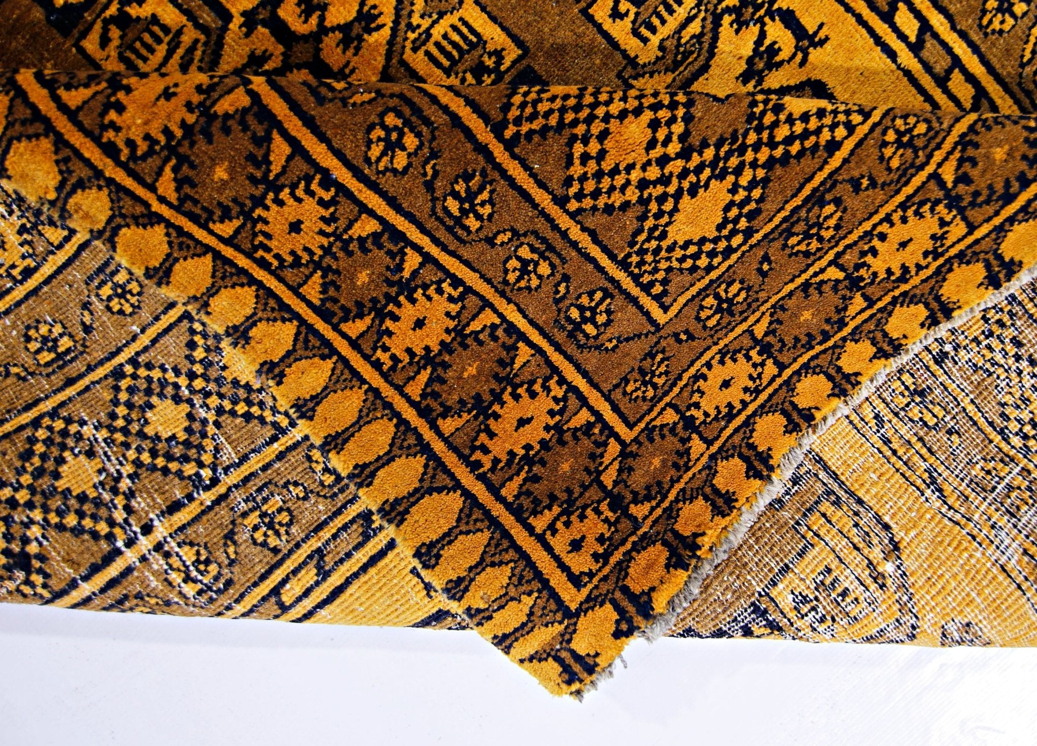 Handmade Vintage Afghan Turkmen Rug | 221 x 144 cm | 7'3" x 4'9" - Najaf Rugs & Textile