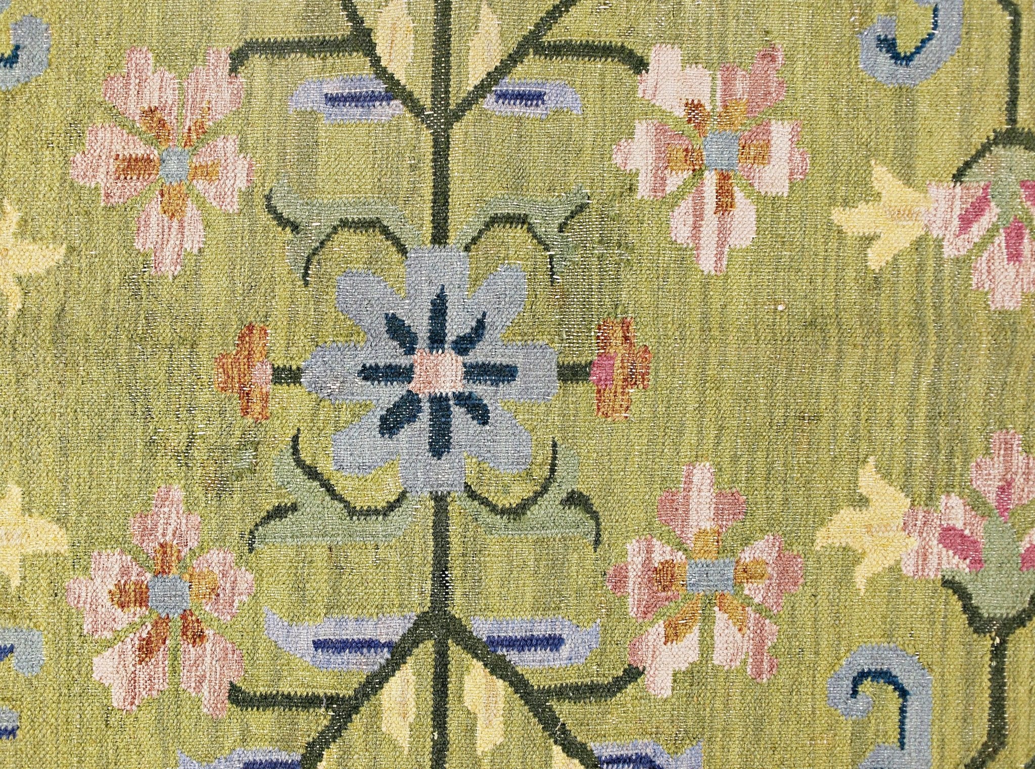 Handmade Vintage Floral Indian Kilim | 223 x 157 cm | 7'4" x 5'2" - Najaf Rugs & Textile