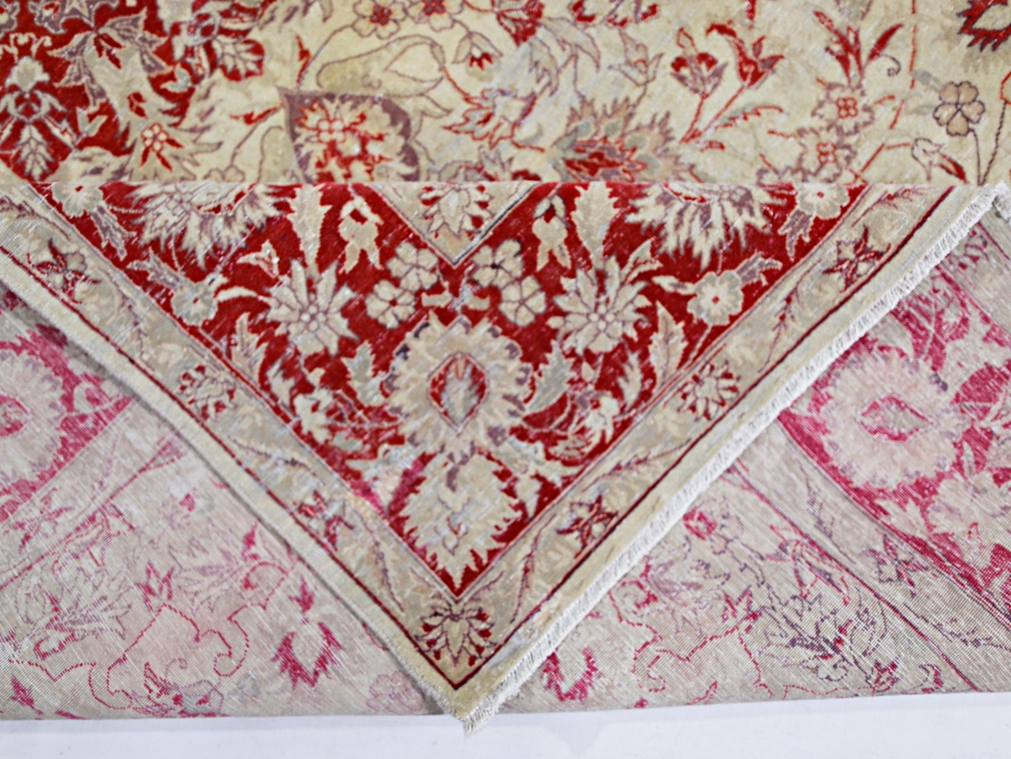 Handmade Vintage lahore pakistan Rug | 246 x 172 cm | 8'1" x 5'8" - Najaf Rugs & Textile