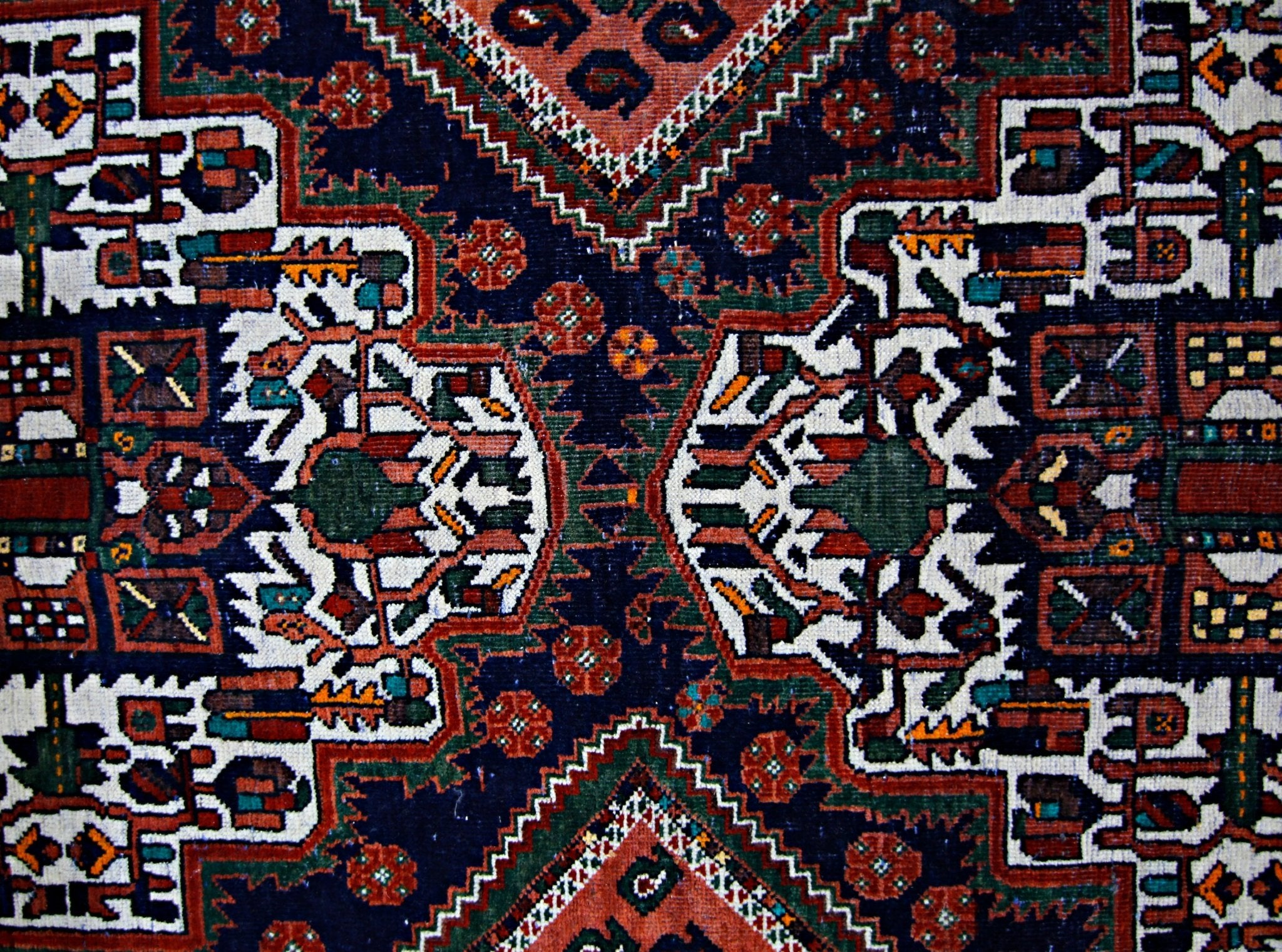 Handmade Vintage Persian Afshar Rug | 175 x 126 cm | 5'9" x 4'1" - Najaf Rugs & Textile