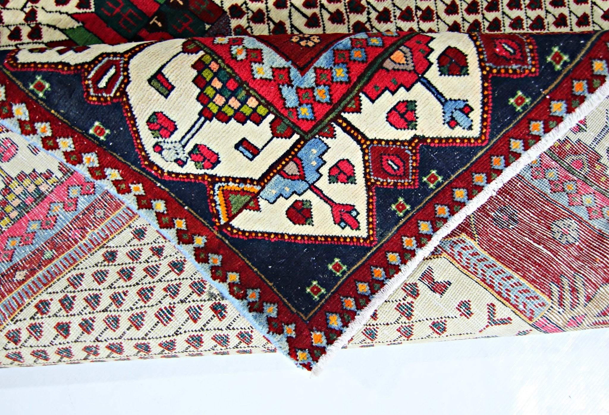 Handmade Vintage Persian Afshar Rug | 197 x 129 cm | 6'6" x 4'3" - Najaf Rugs & Textile