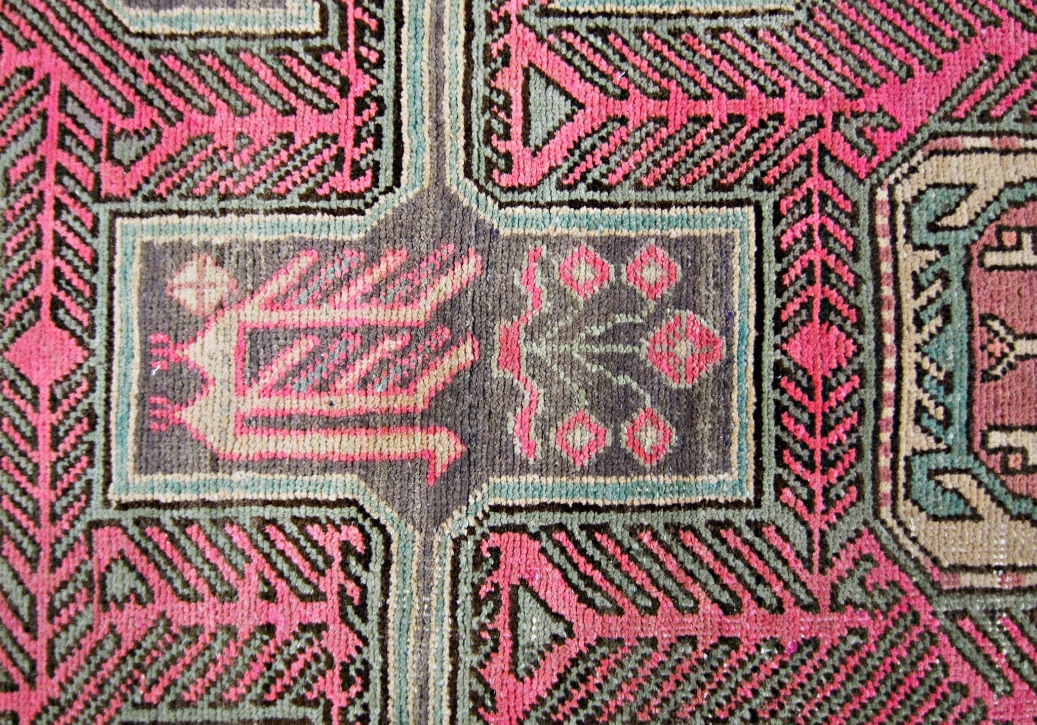 Handmade Vintage Persian Ardebil Hallway Runner | 279 x 76 cm | 9'2" x 2'6" - Najaf Rugs & Textile