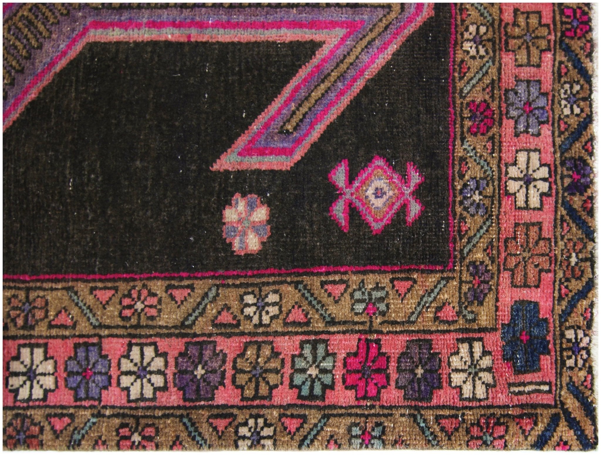 Handmade Vintage Persian Ardebil Hallway Runner | 281 x 107 cm | 9'3" x 3'6" - Najaf Rugs & Textile