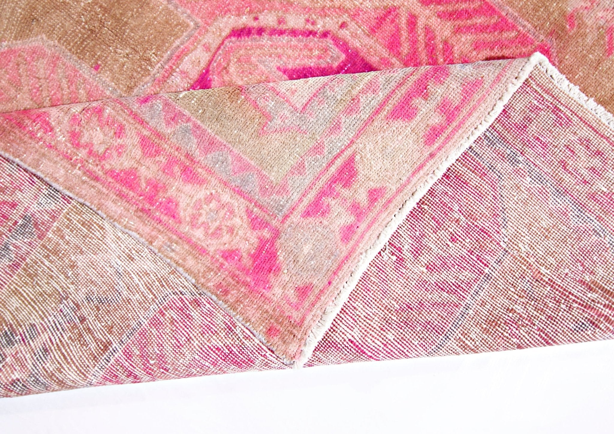 Handmade Vintage Persian Ardebil Rug | 296 x 147 cm | 9'9" x 4'10" - Najaf Rugs & Textile