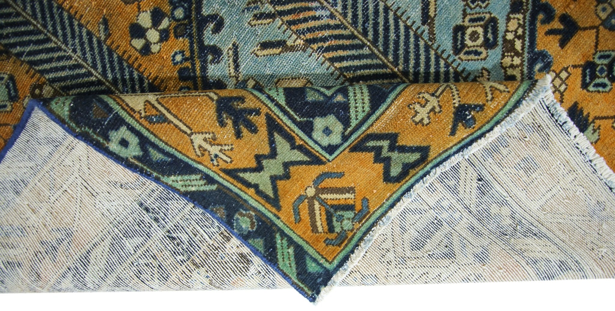 Handmade Vintage Persian Bakhtiar Rug | 272 x 163 cm | 8'11" x 5'4" - Najaf Rugs & Textile