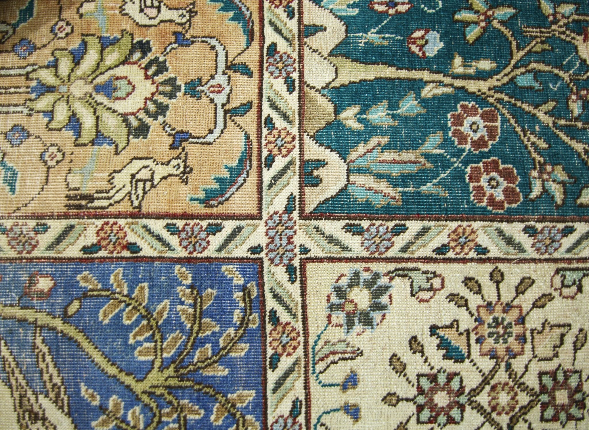 Handmade Vintage Persian Bakhtiar Rug | 285 x 193 cm | 9'4" x 6'4" - Najaf Rugs & Textile