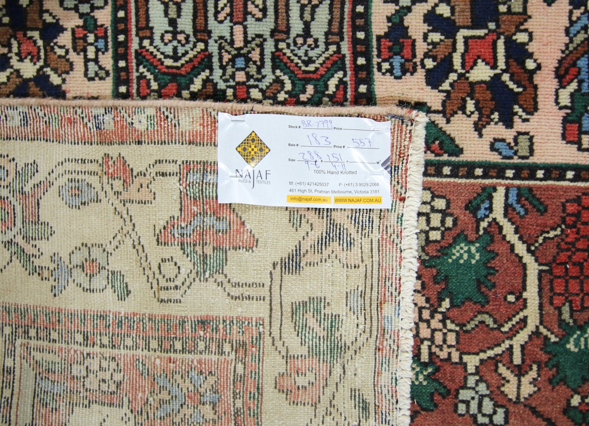 Handmade Vintage Persian Bakhtiar Rug | 288 x 151 cm | 9'6" x 4'11" - Najaf Rugs & Textile