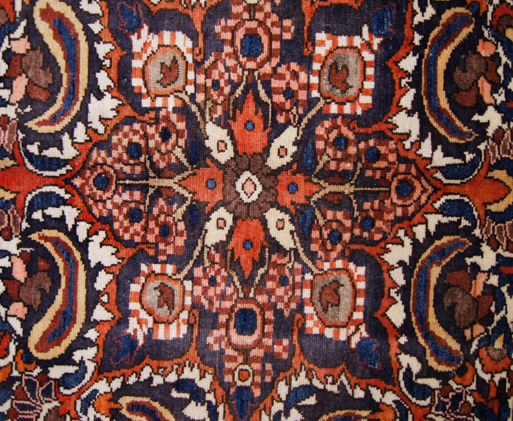 Handmade Vintage Persian Bakhtiar Rug | 295 x 225 cm | 9'8" x 7'4" - Najaf Rugs & Textile