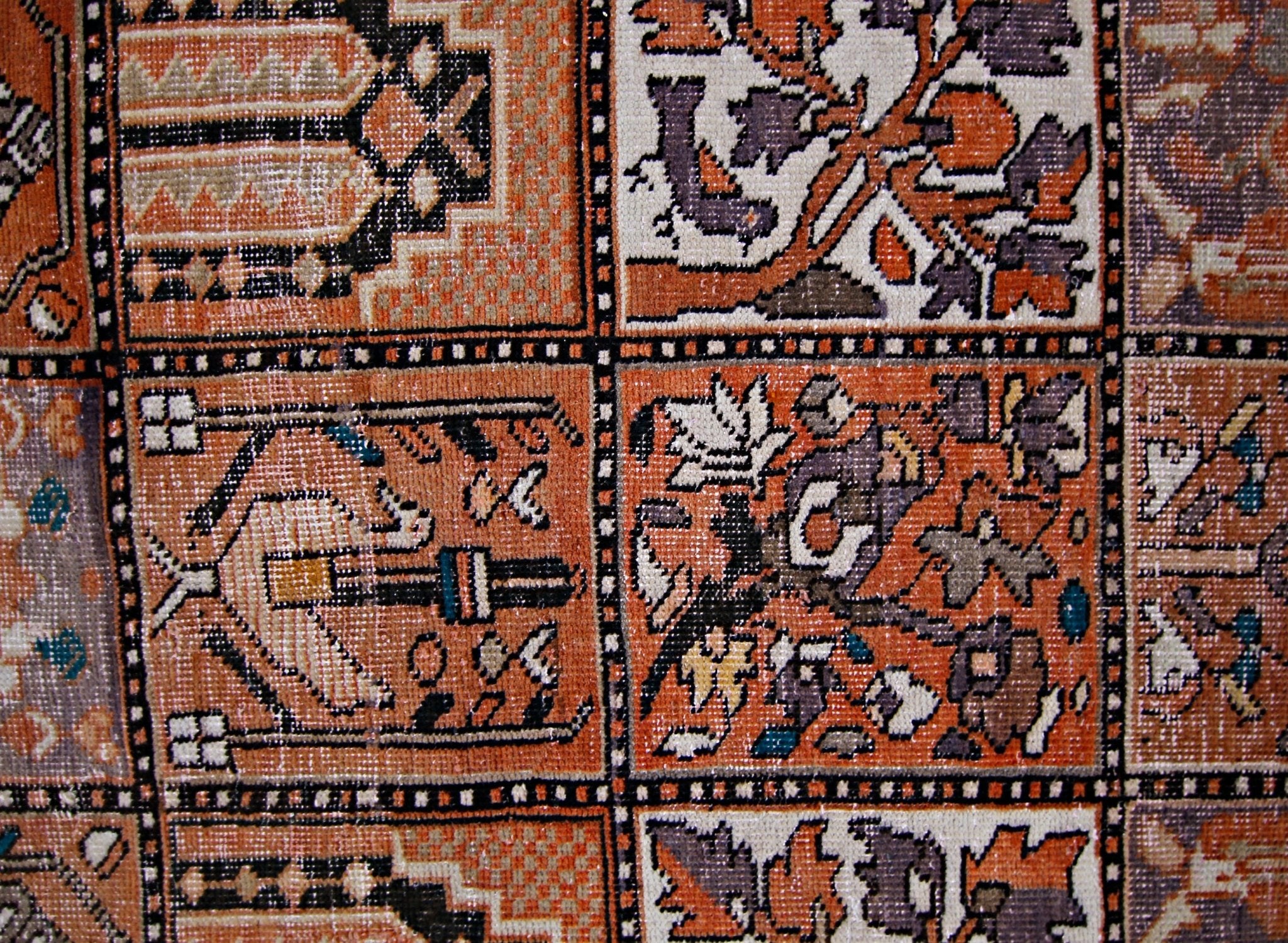 Handmade Vintage Persian Bakhtiar Rug | 299 x 192 cm | 9'9" x 6'3" - Najaf Rugs & Textile