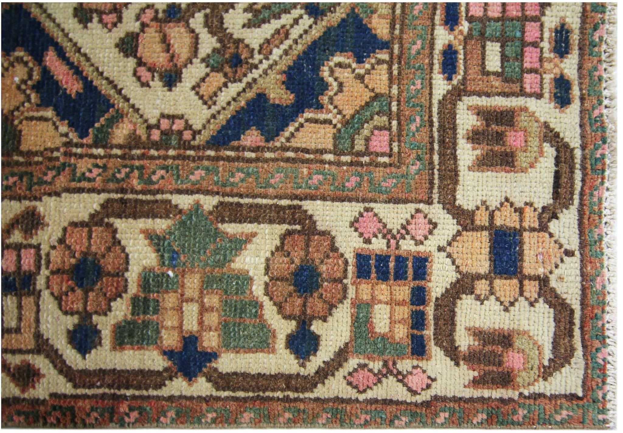 Handmade Vintage Persian Bakhtiar Rug | 302 x 204 cm | 9'11" x 6'8" - Najaf Rugs & Textile