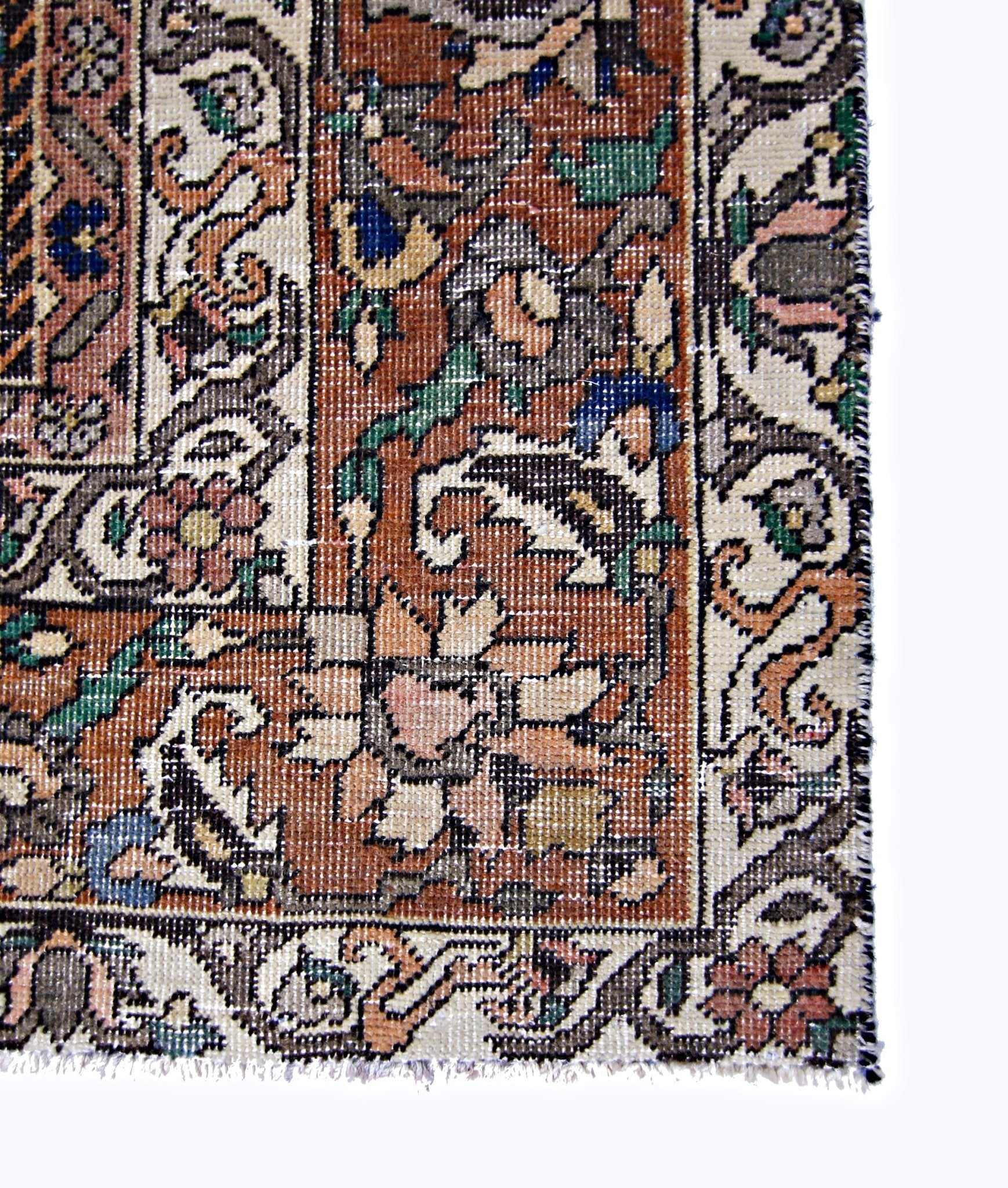 Handmade Vintage Persian Bakhtiar Rug | 314 x 200 cm | 10'4" x 6'7" - Najaf Rugs & Textile