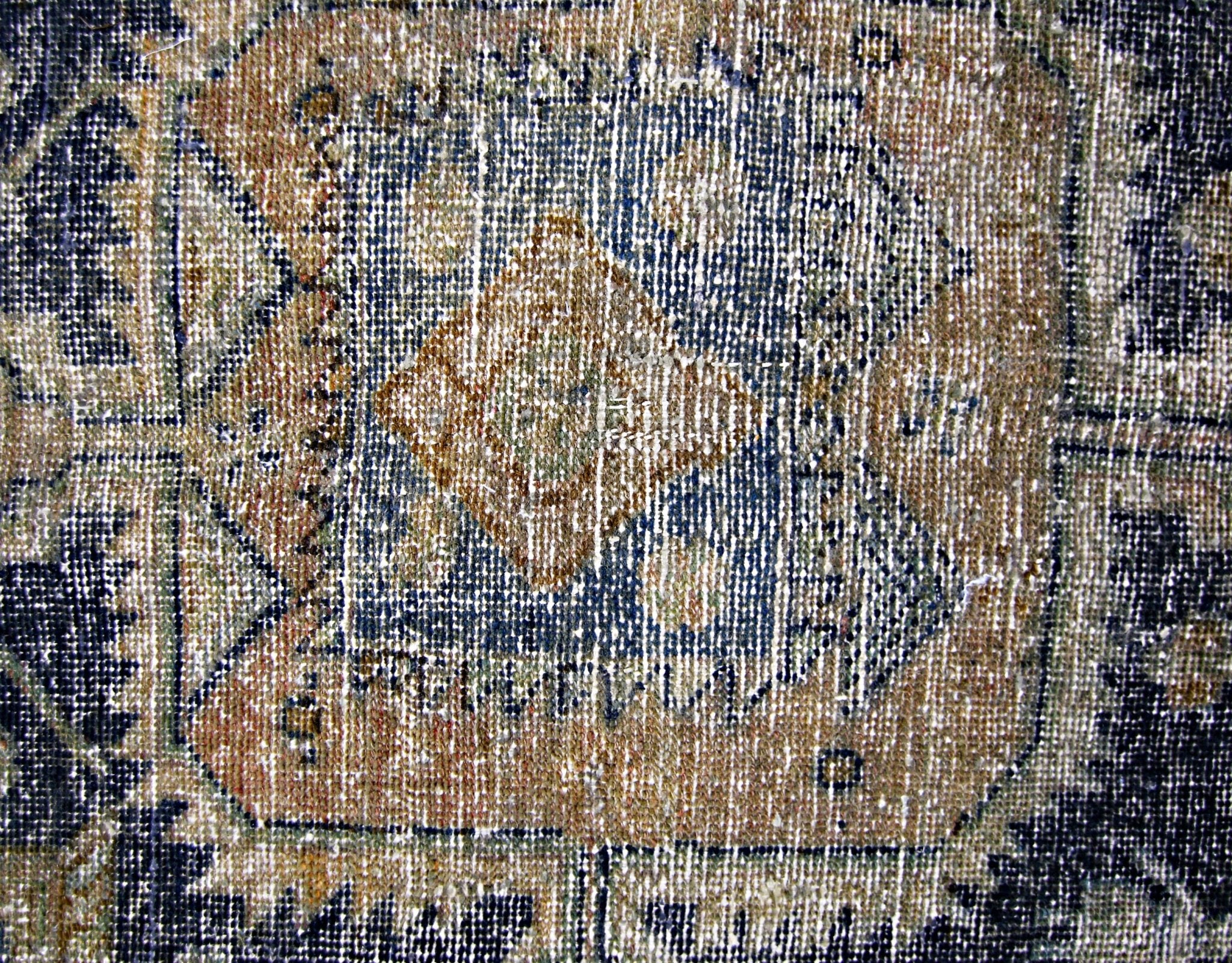 Handmade Vintage Persian Bidjar Rug | 149 x 103 cm | 4'11" x 3'5" - Najaf Rugs & Textile