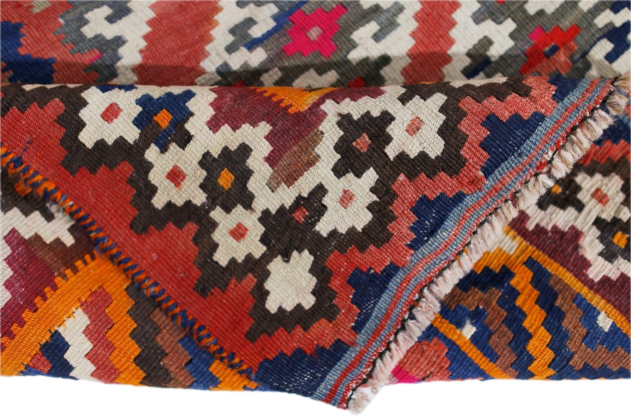 Handmade Vintage Persian Ghasghai Kilim | 221 x 158 cm | 7'3" x 5'2" - Najaf Rugs & Textile