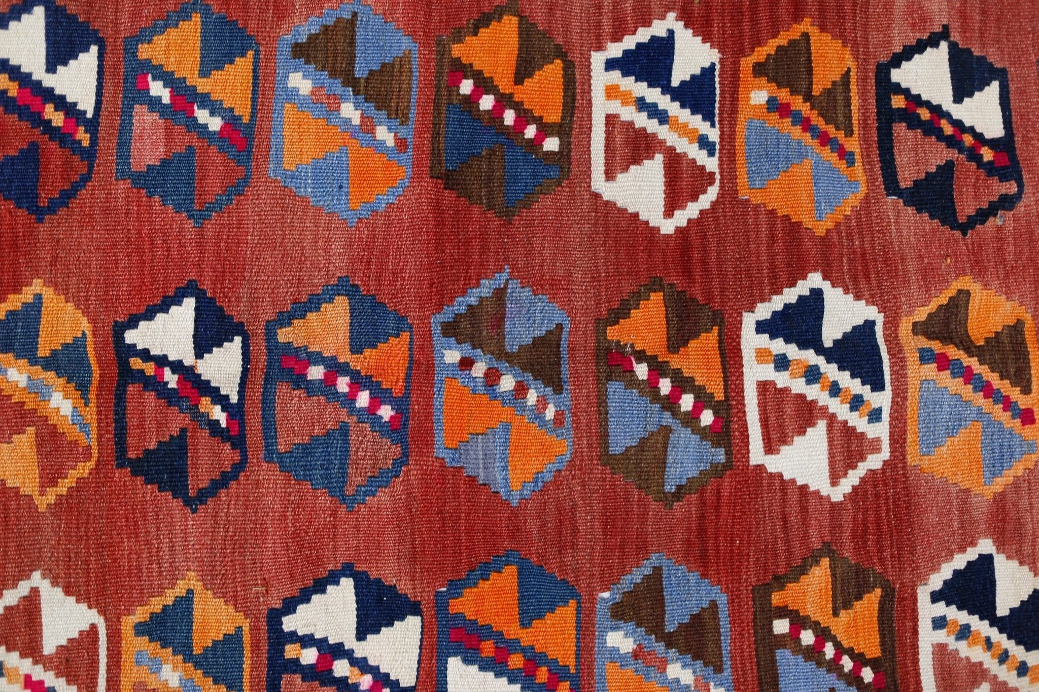 Handmade Vintage Persian Ghasghai Kilim | 246 x 147 cm | 8'1" x 4'10" - Najaf Rugs & Textile