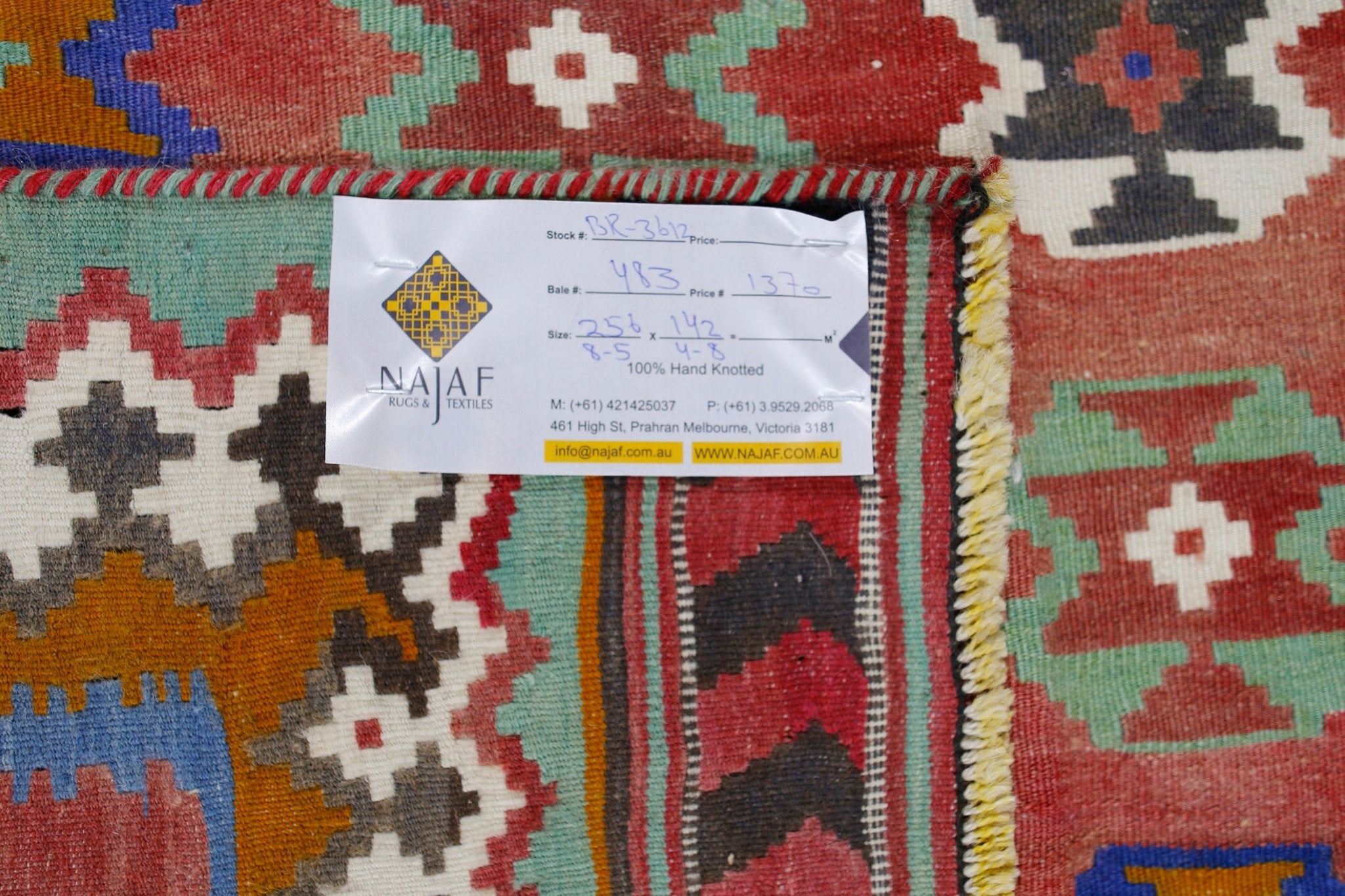 Handmade Vintage Persian Ghasghai Kilim | 256 x 142 cm | 8'5" x 4'8" - Najaf Rugs & Textile