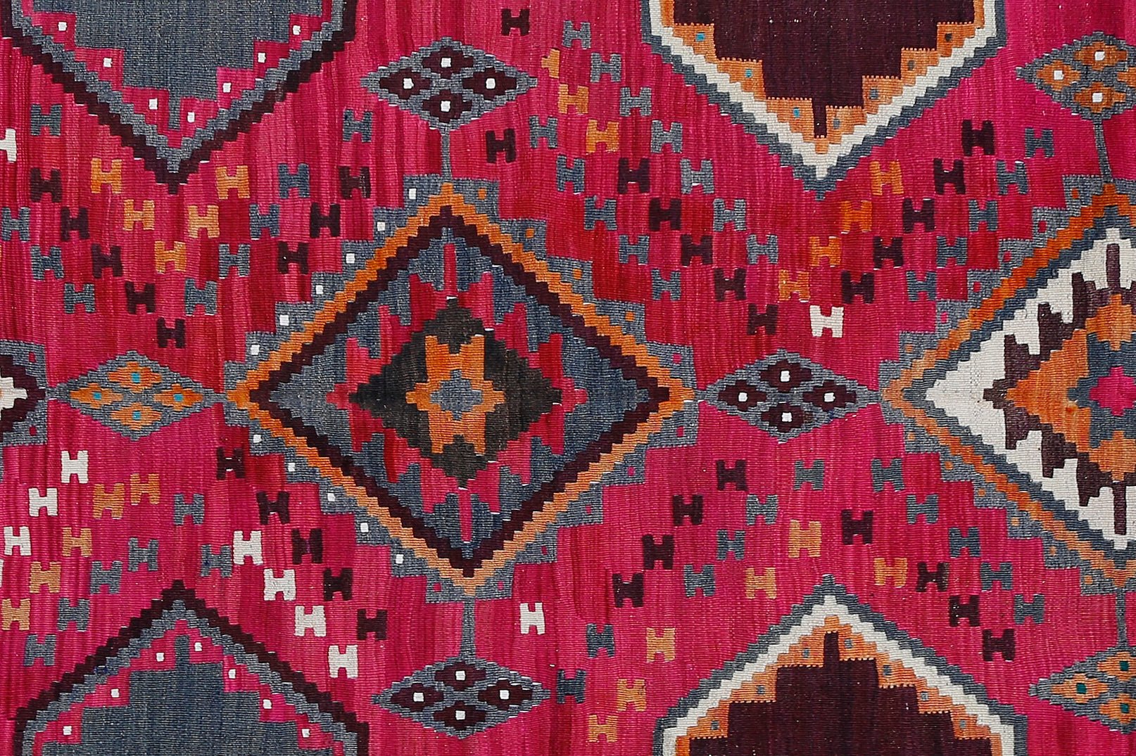 Handmade Vintage Persian Ghasghai Kilim | 281 x 144 cm | 9'3" x 4'9" - Najaf Rugs & Textile