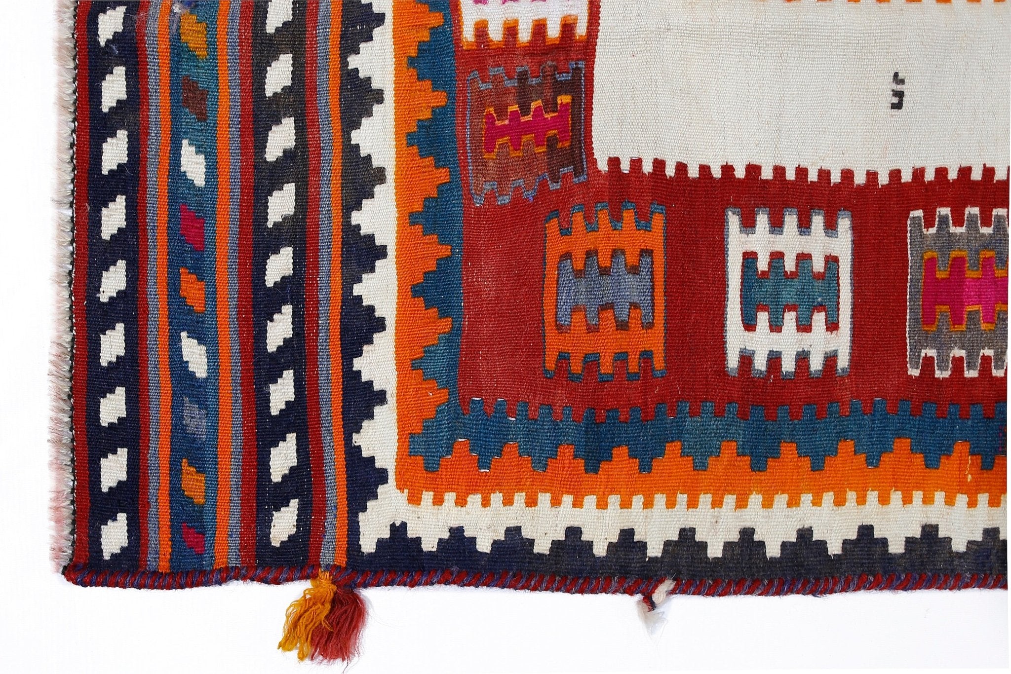 Handmade Vintage Persian Ghasghai Kilim | 306 x 164 cm | 10'1" x 5'5" - Najaf Rugs & Textile