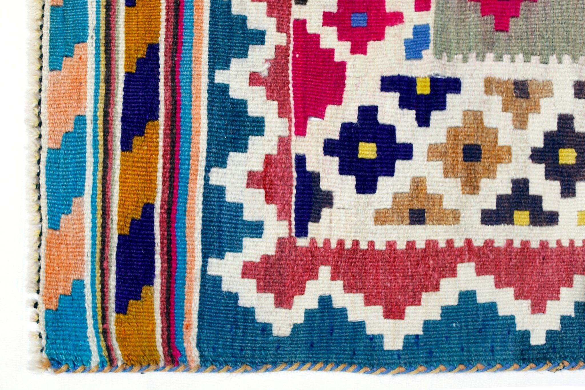 Handmade Vintage Persian Ghasghai Kilim Hallway Runner | 301 x 126 cm | 9'10" x 4'2" - Najaf Rugs & Textile