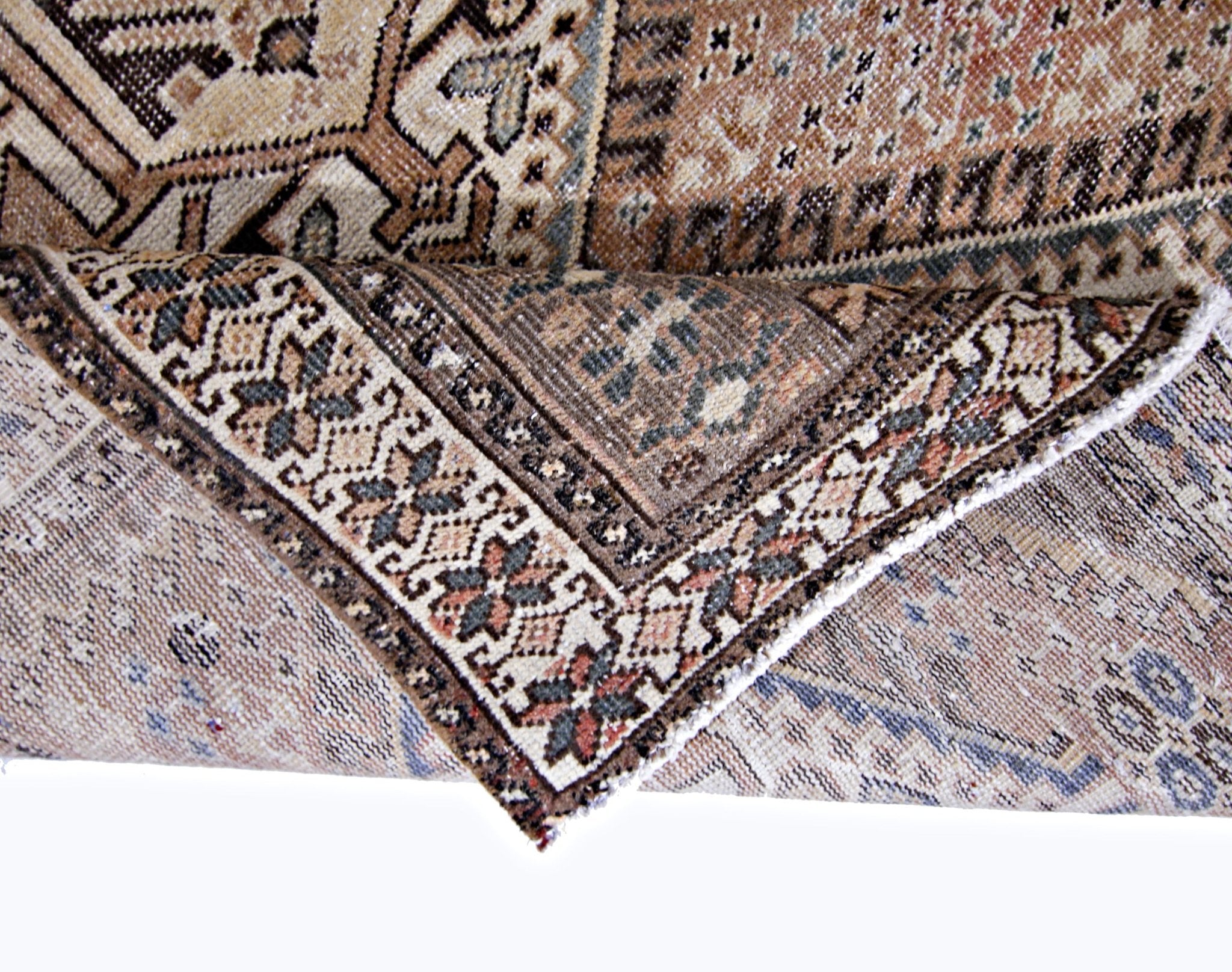 Handmade Vintage Persian Ghashghai Rug | 197 x 127 cm | 6'5" x 4'2" - Najaf Rugs & Textile