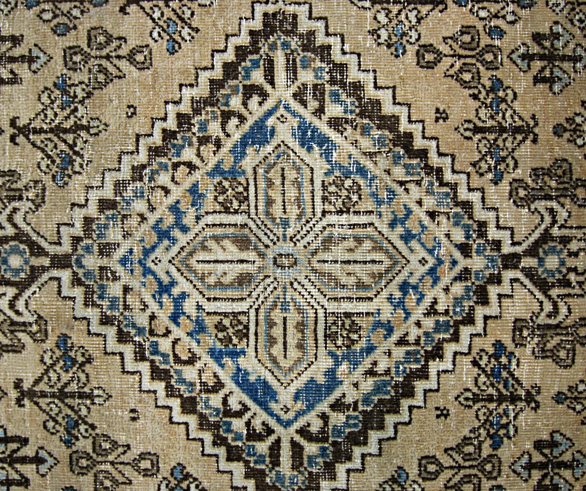 Handmade Vintage Persian Ghashghai Rug | 203 x 130 cm | 6'8" x 4'3" - Najaf Rugs & Textile