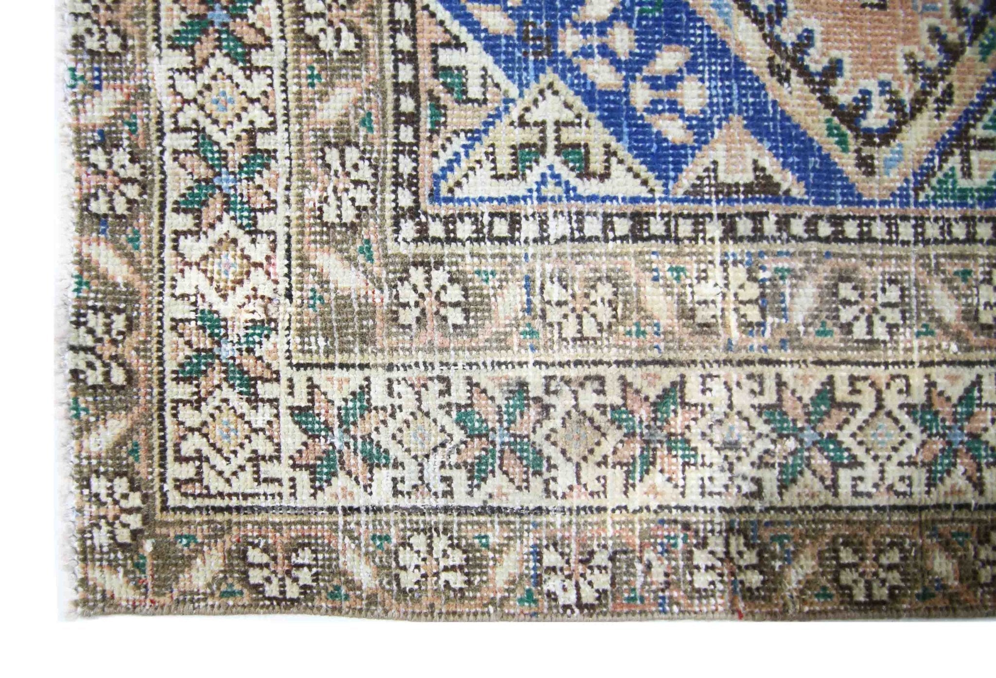 Handmade Vintage Persian Ghashghai Rug | 297 x 152 cm | 9'9" x 5' - Najaf Rugs & Textile