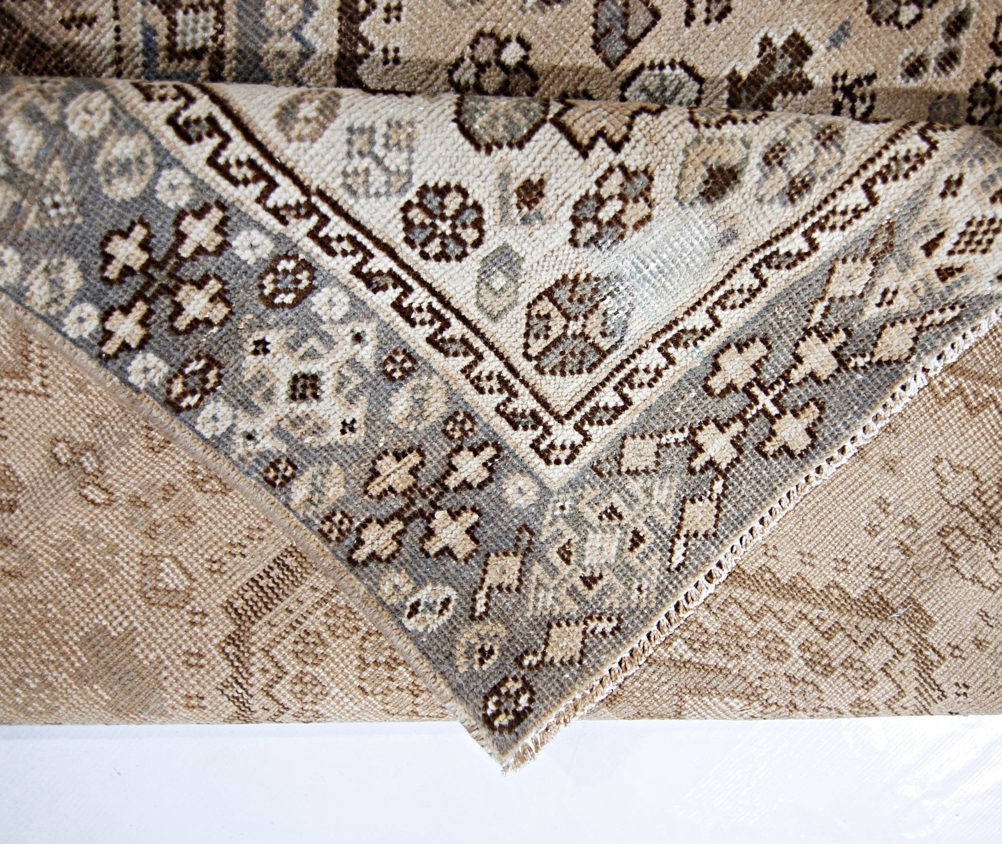 Handmade Vintage Persian Ghashghai Rug | 303 x 142 cm | 10' x 4'8" - Najaf Rugs & Textile