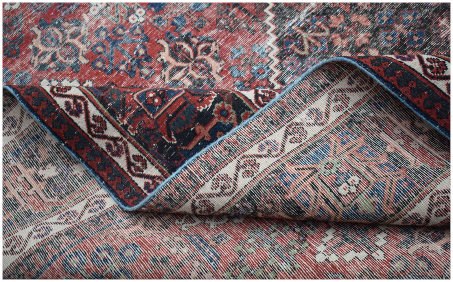 Handmade Vintage Persian Ghashghai Rug | 374 x 270 cm | 12'3" x 8'10" - Najaf Rugs & Textile