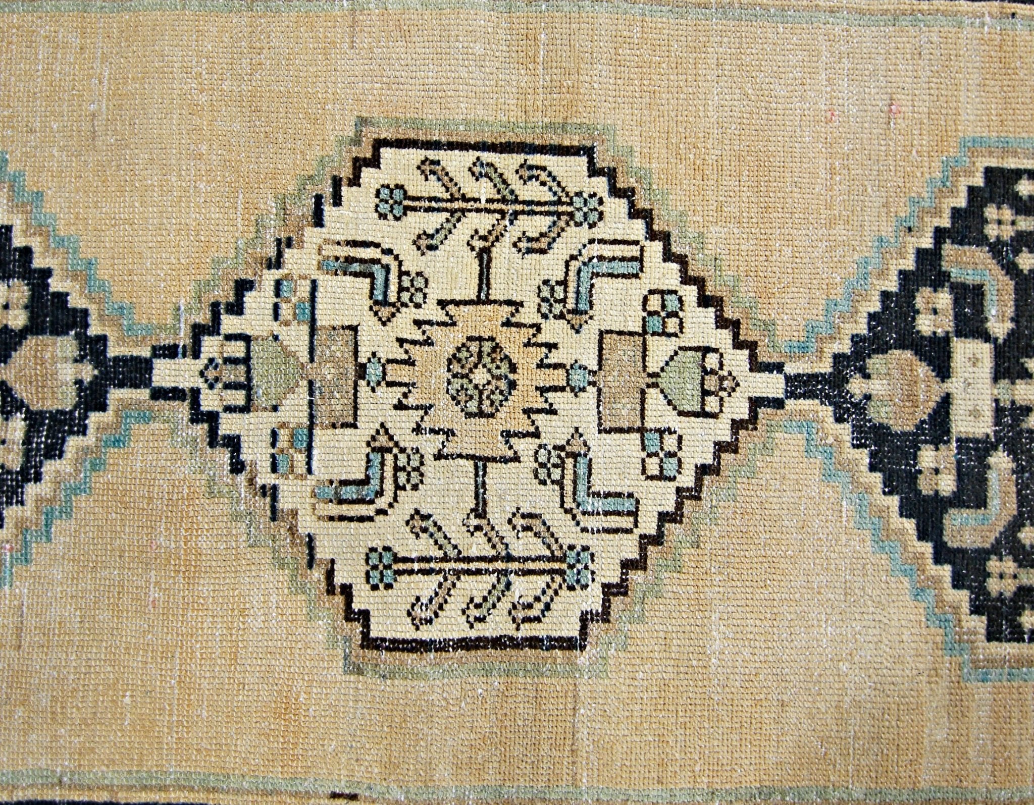 Handmade Vintage Persian Hallway Runner | 197 x 98 cm | 6'6" x 3'2" - Najaf Rugs & Textile