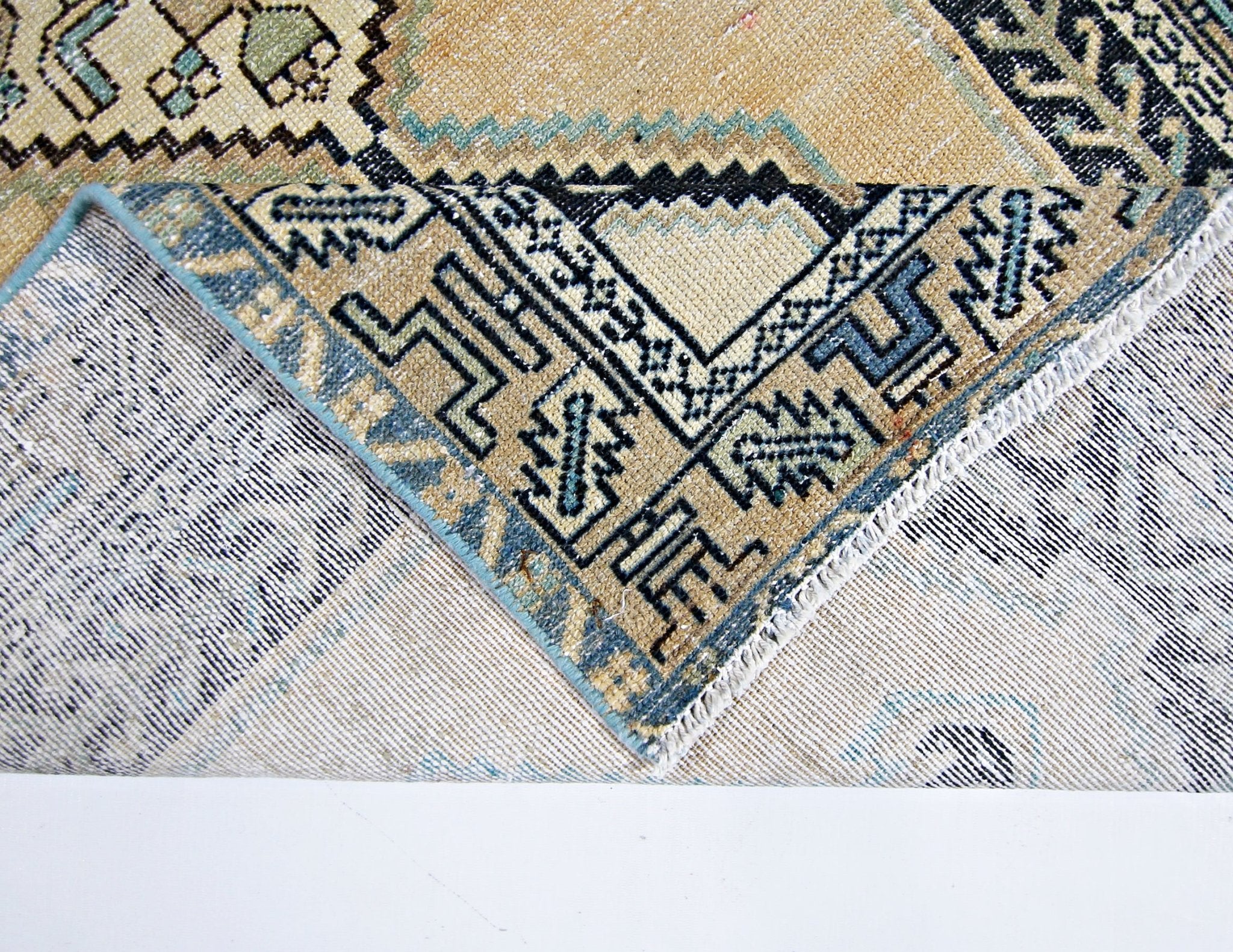 Handmade Vintage Persian Hallway Runner | 197 x 98 cm | 6'6" x 3'2" - Najaf Rugs & Textile