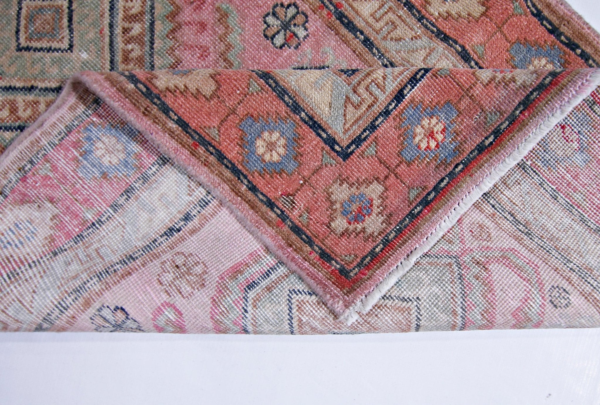 Handmade Vintage Persian Hallway Runner | 239 x 69 cm | 7'10" x 2'3" - Najaf Rugs & Textile