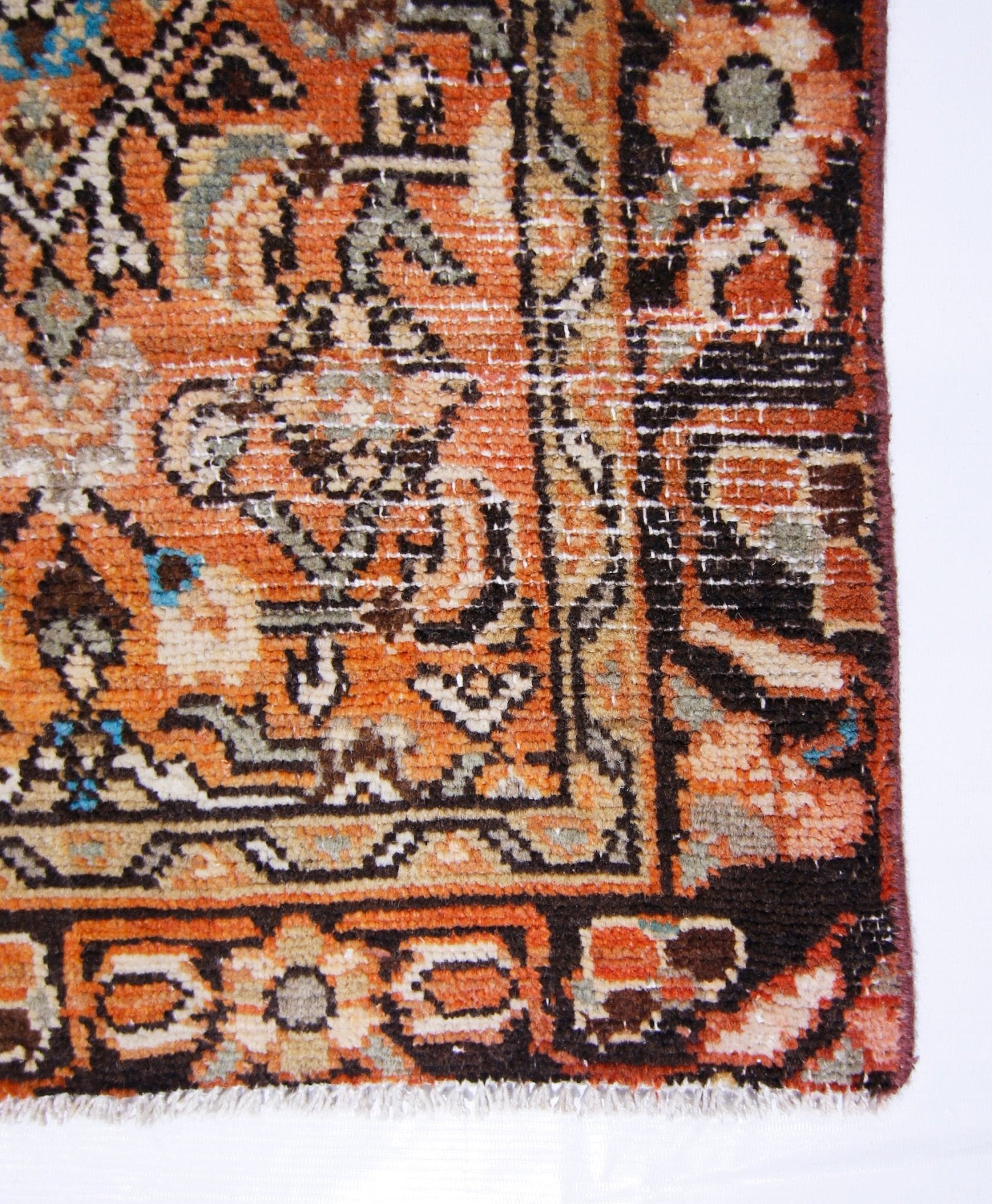 Handmade Vintage Persian Hallway Runner | 271 x 94 cm | 8'11" x 3'1" - Najaf Rugs & Textile