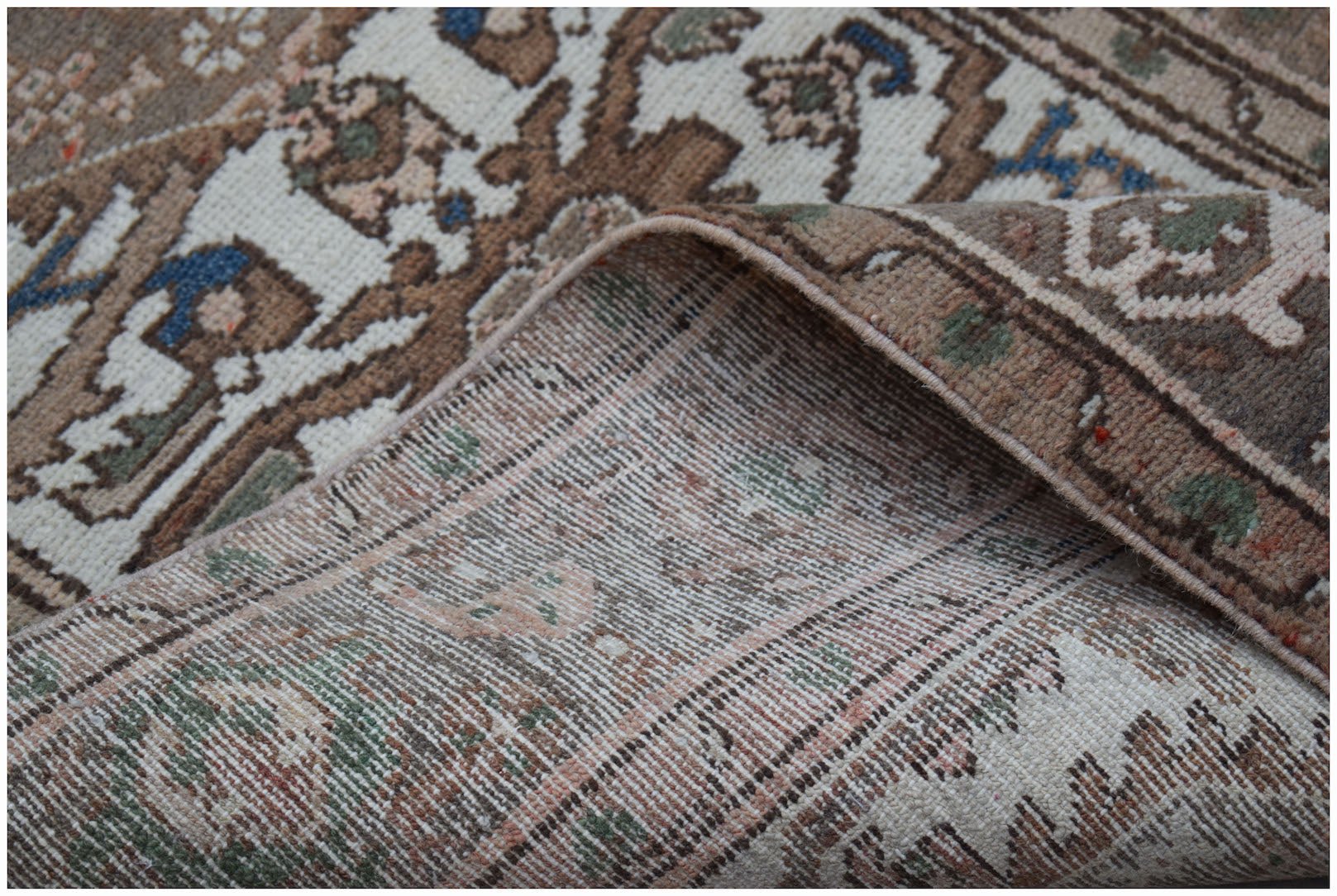 Handmade Vintage Persian Hallway Runner | 282 x 78 cm | 9'3" x 2'7" - Najaf Rugs & Textile