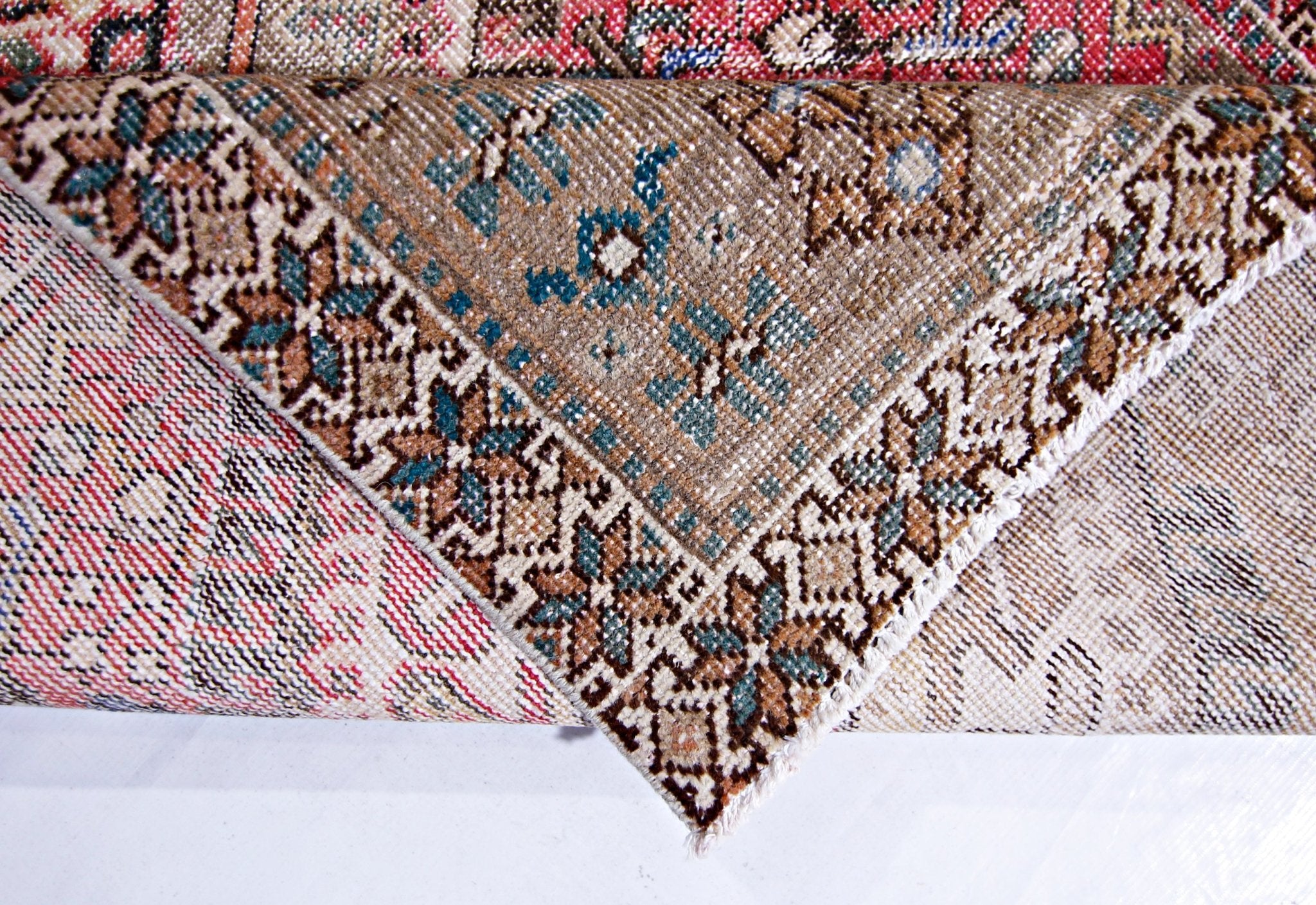 Handmade Vintage Persian Hallway Runner | 296 x 103 cm | 9'9" x 3'5" - Najaf Rugs & Textile