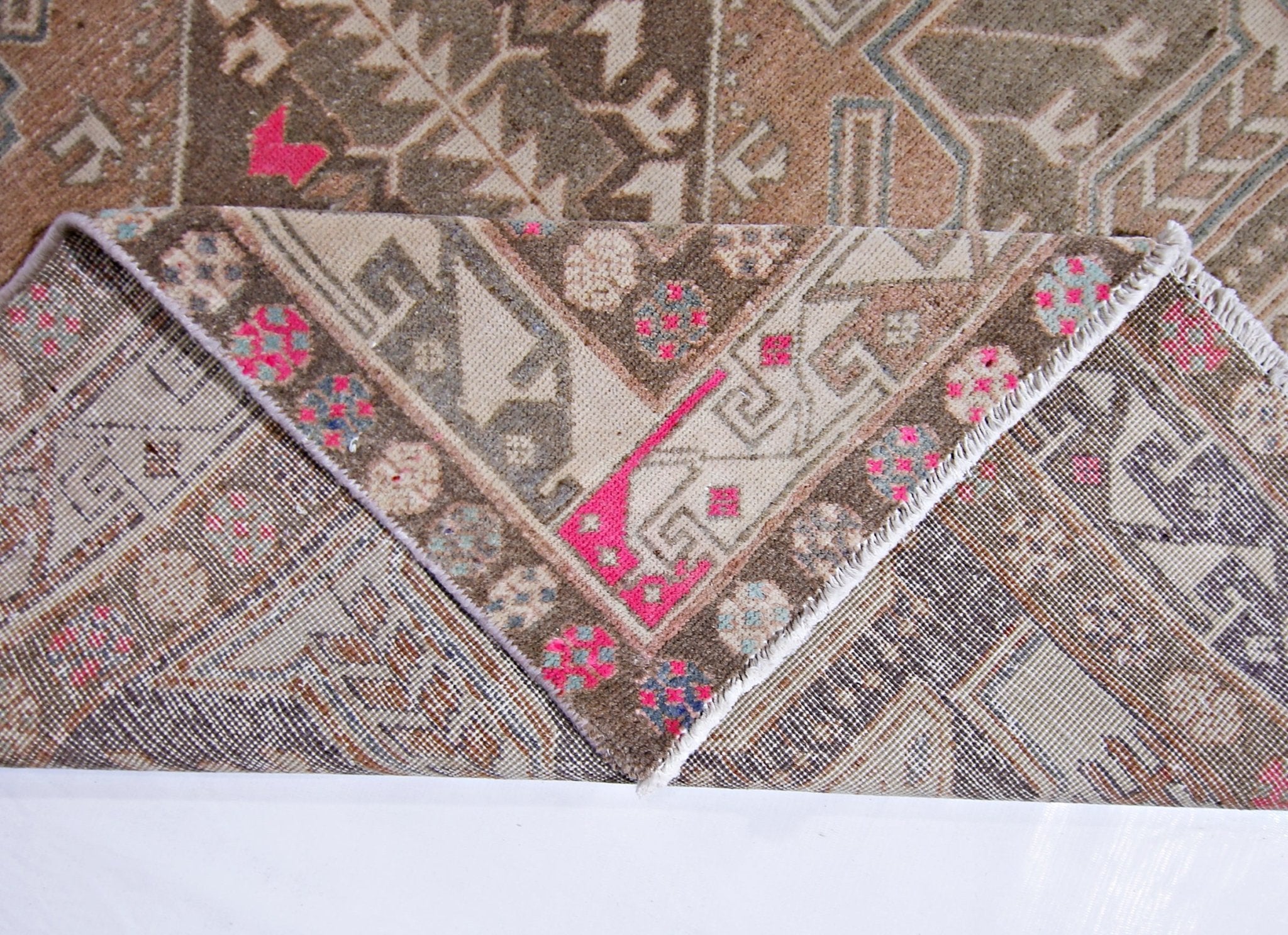 Handmade Vintage Persian Hallway Runner | 297 x 116 cm | 9'9" x 3'10" - Najaf Rugs & Textile
